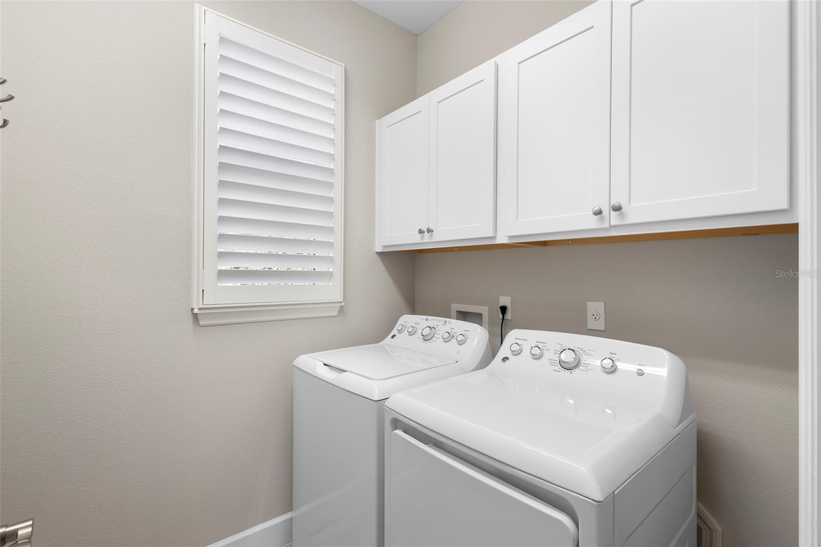 Image 31 of 53 For 548 Adenmore Terrace