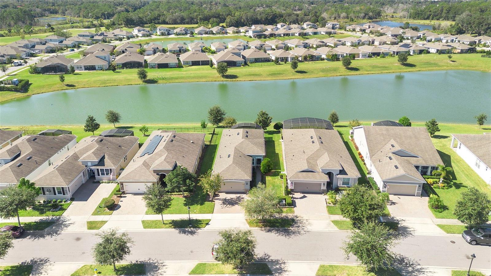 Image 42 of 53 For 548 Adenmore Terrace