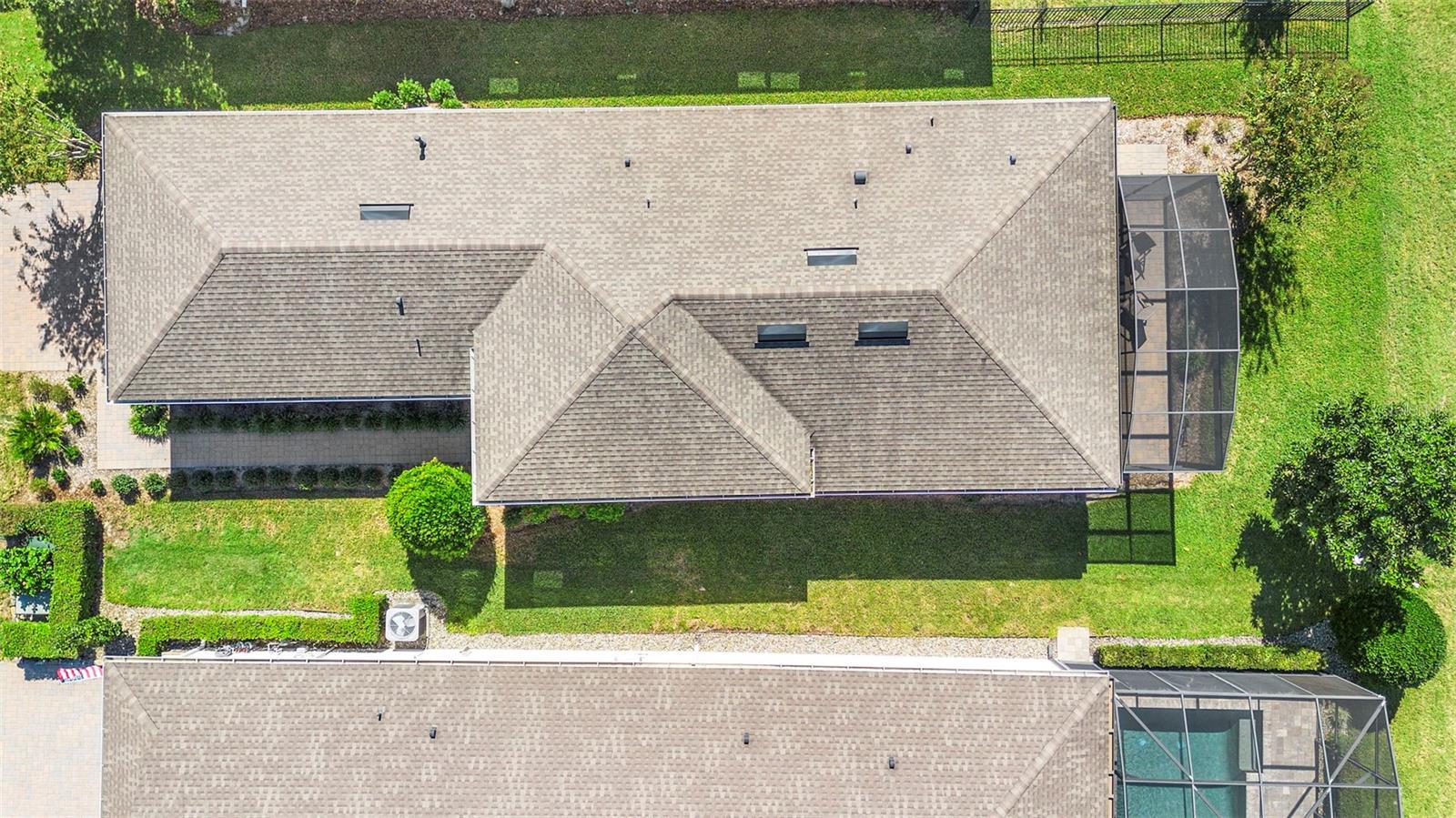 Image 44 of 53 For 548 Adenmore Terrace