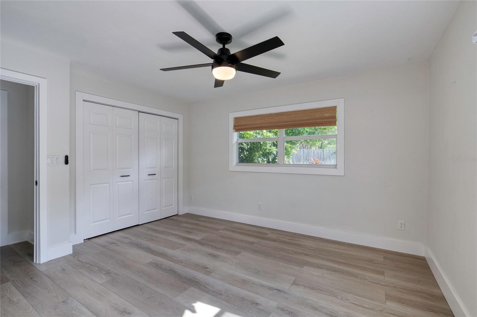 Image 17 of 72 For 4715 Montrose Avenue