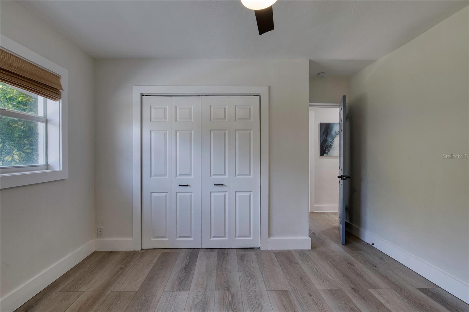 Image 29 of 72 For 4715 Montrose Avenue