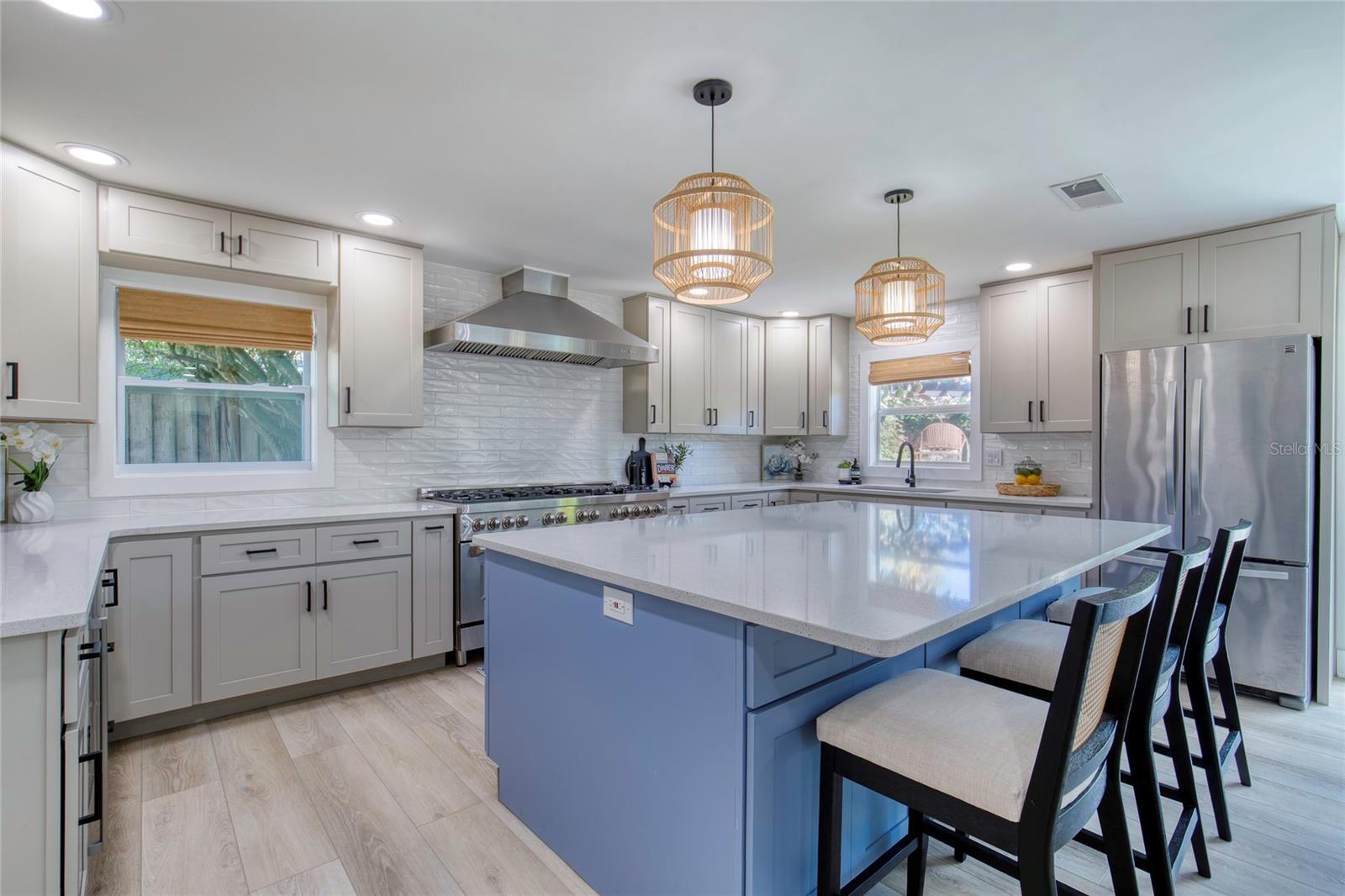 Image 38 of 72 For 4715 Montrose Avenue