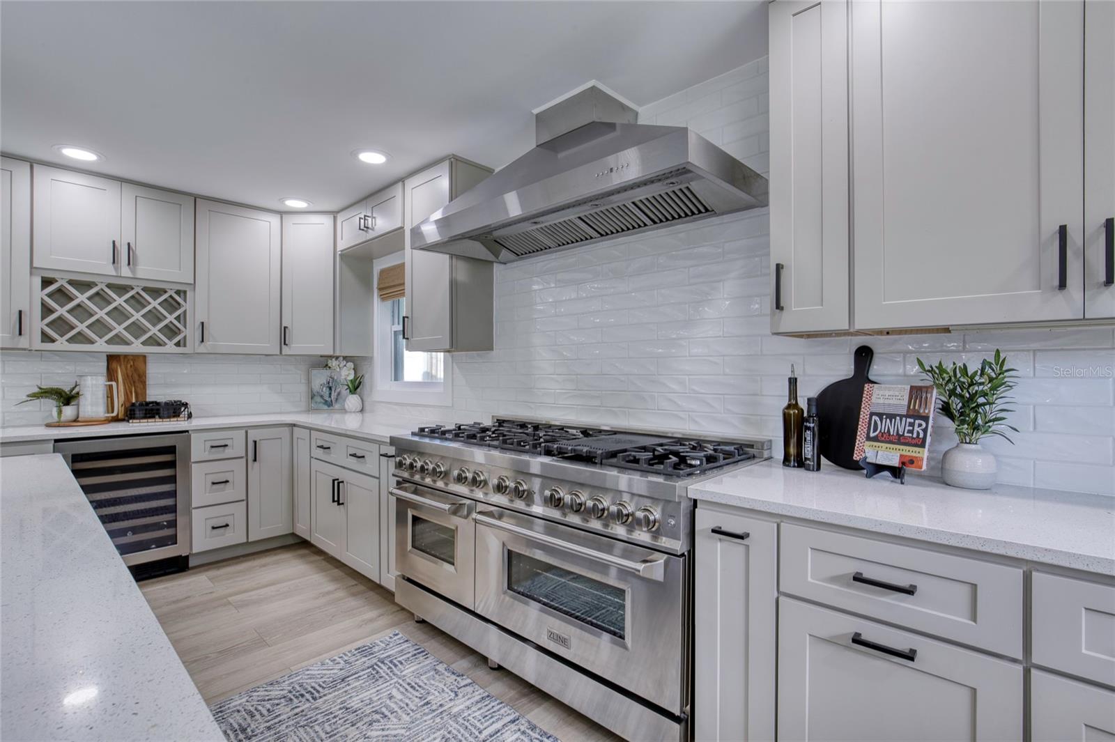 Image 43 of 72 For 4715 Montrose Avenue