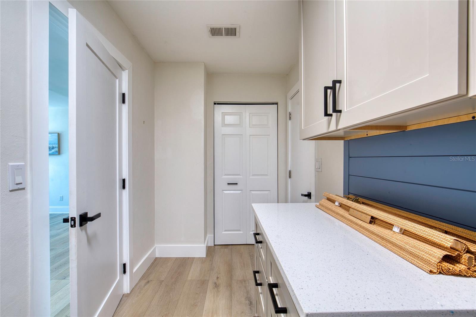 Image 48 of 72 For 4715 Montrose Avenue