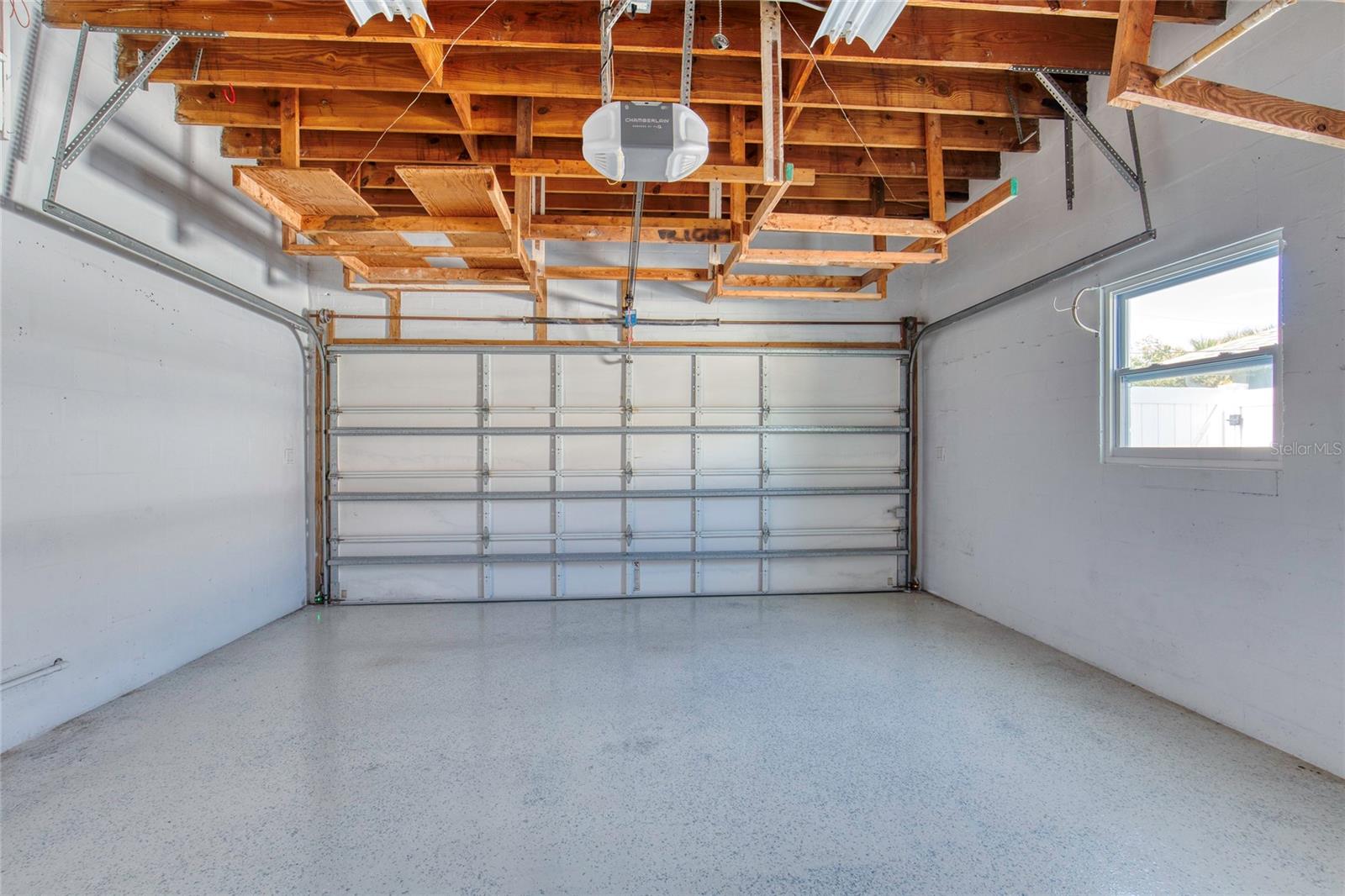 Image 50 of 72 For 4715 Montrose Avenue