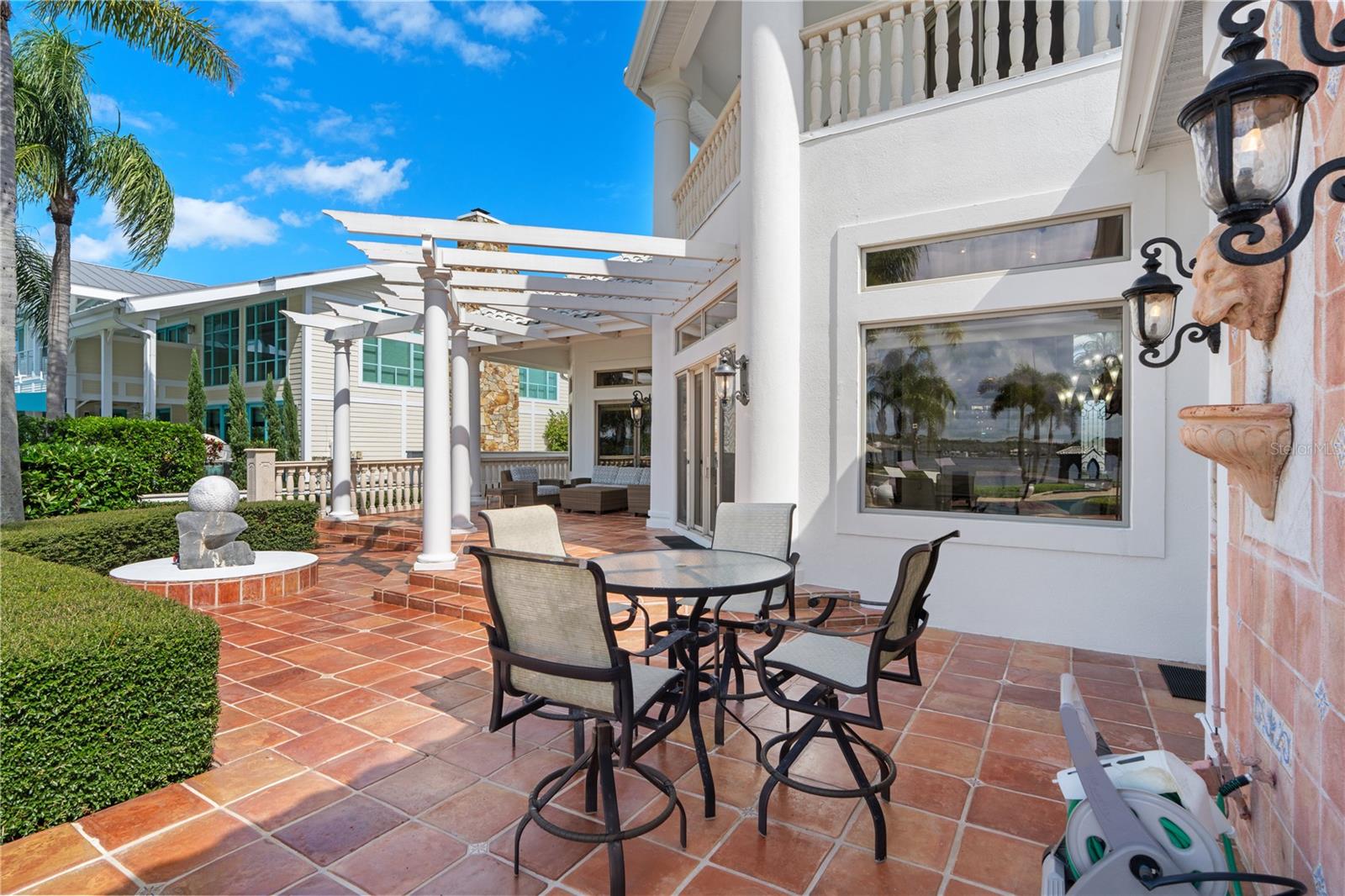 Image 17 of 100 For 846 Riverside Drive