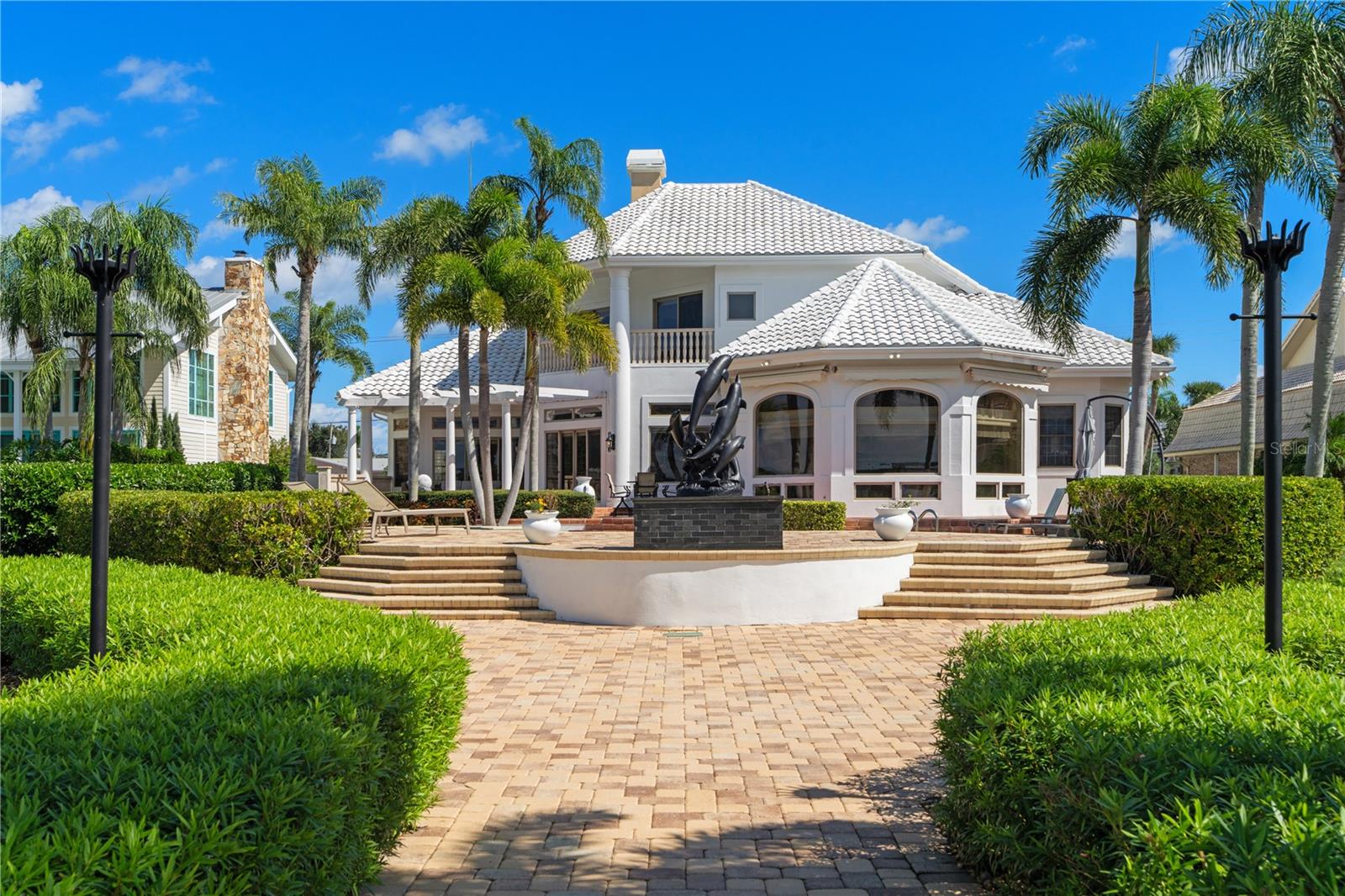 Image 29 of 100 For 846 Riverside Drive