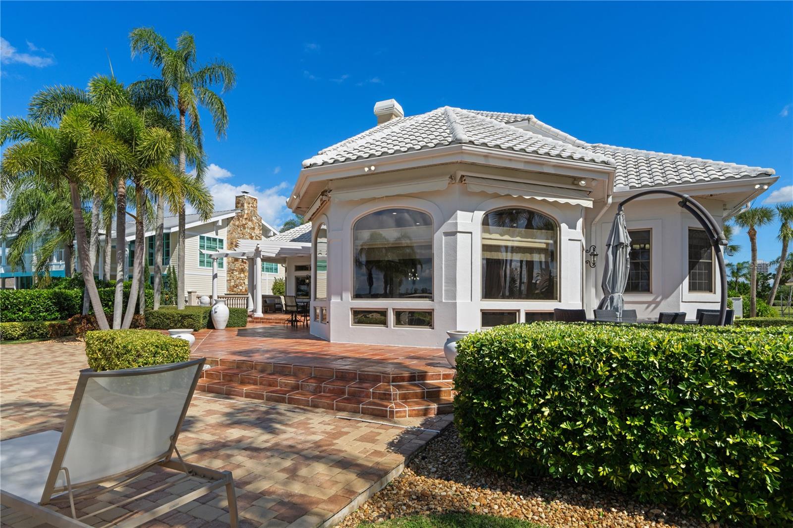 Image 30 of 100 For 846 Riverside Drive