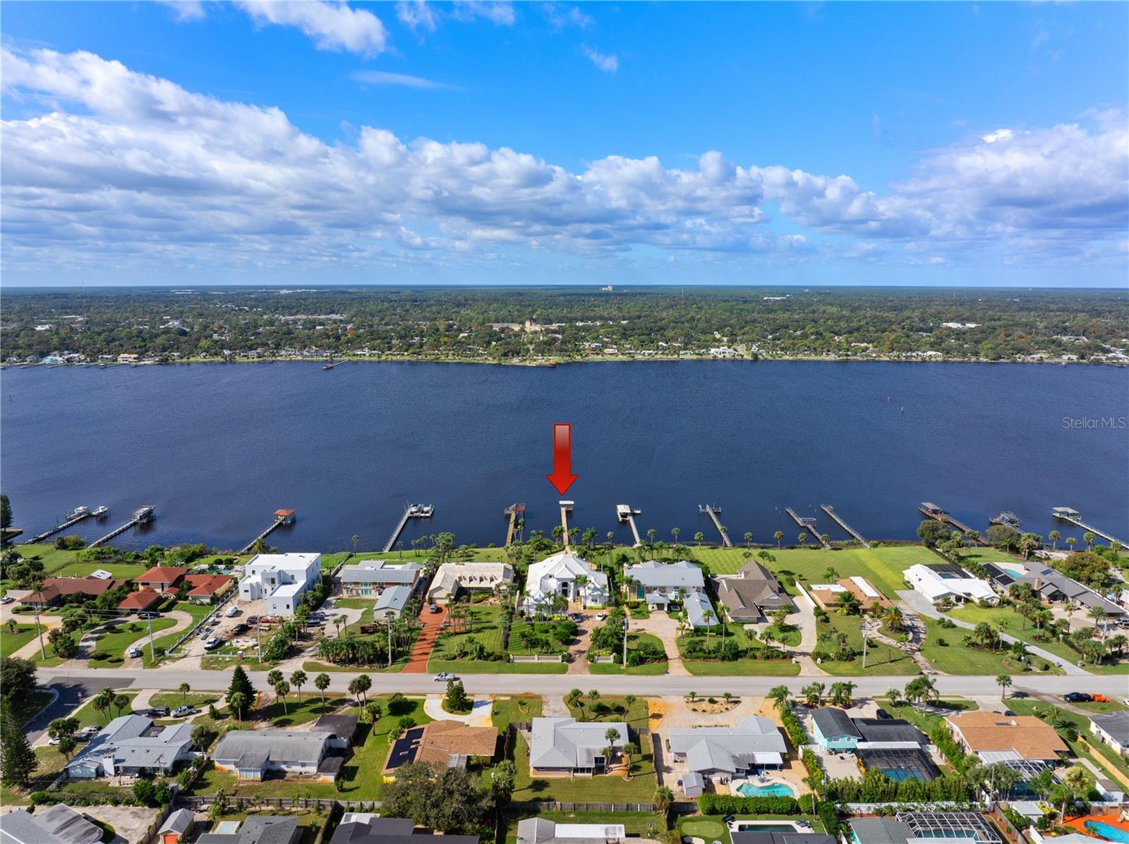 Image 4 of 100 For 846 Riverside Drive