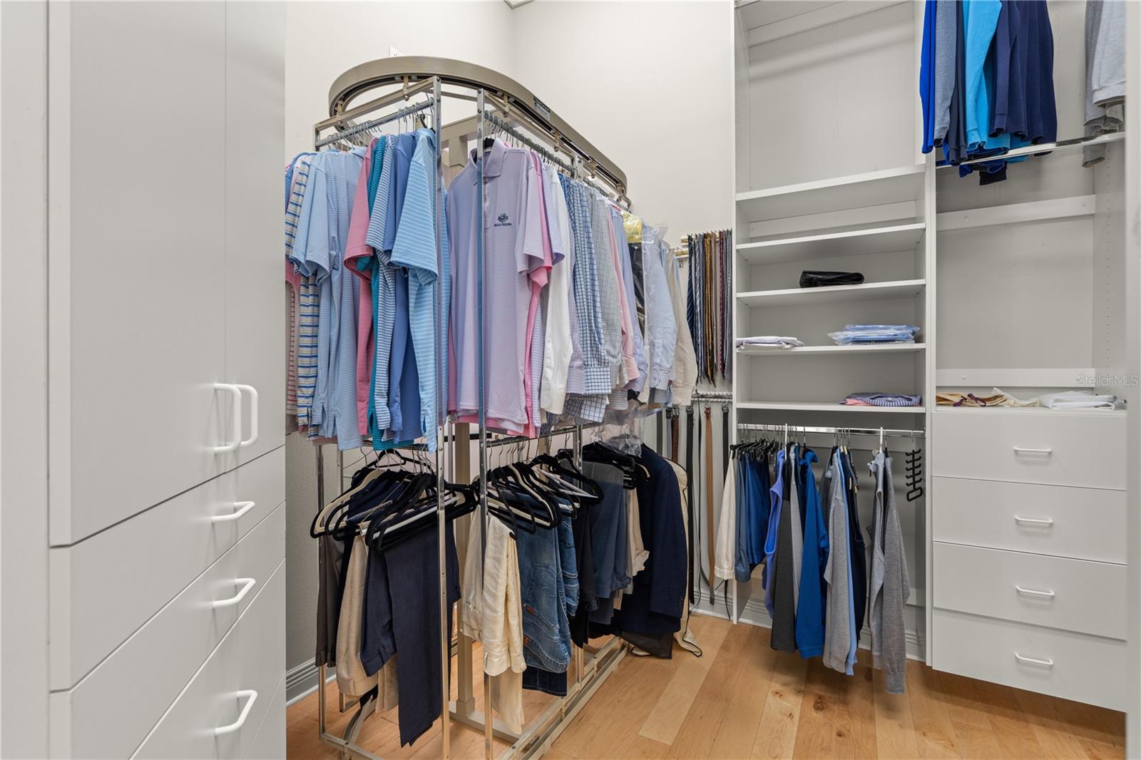 Image 54 of 100 For 846 Riverside Drive