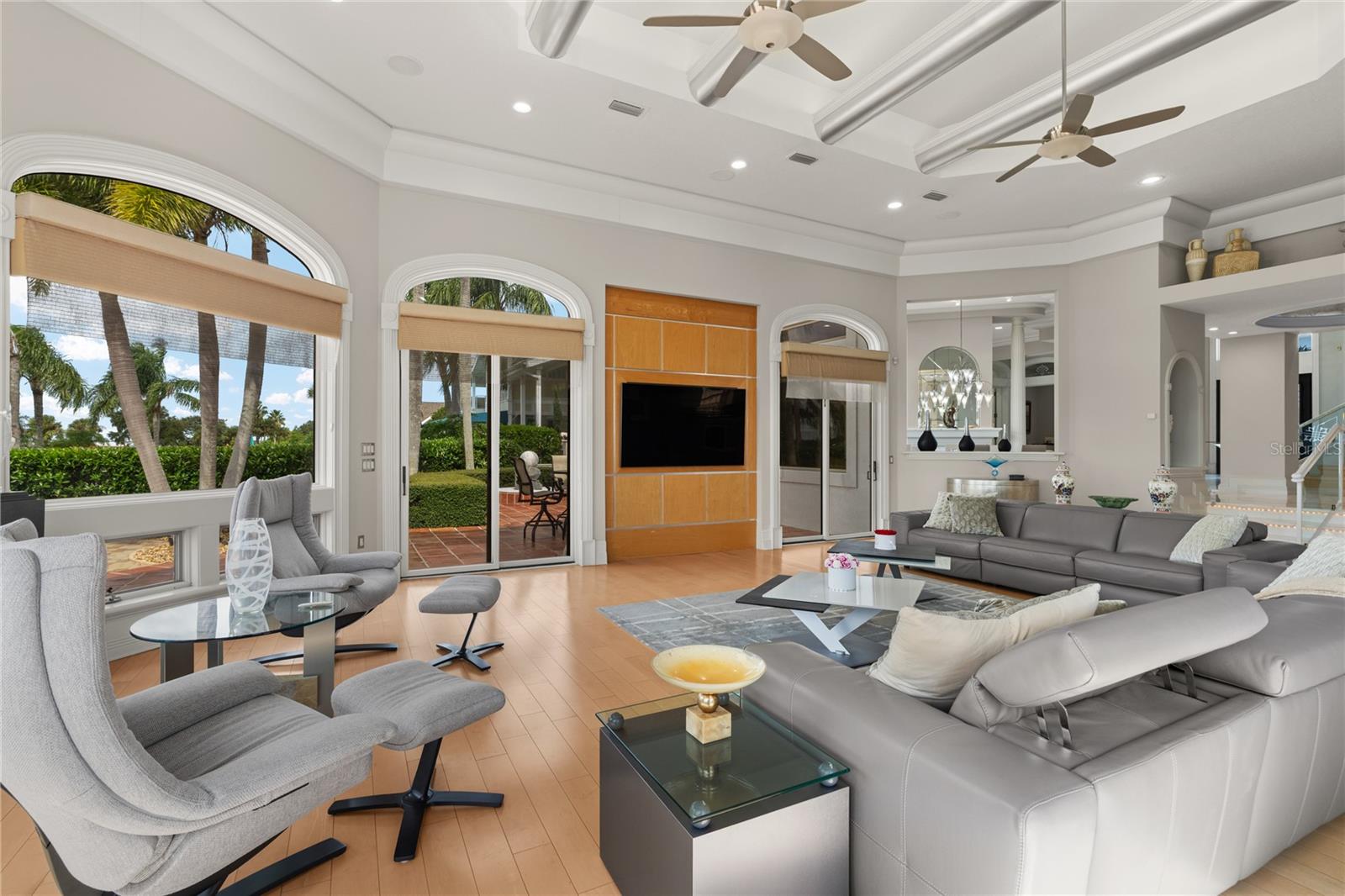 Image 68 of 100 For 846 Riverside Drive