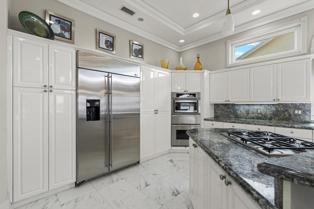 Image 77 of 100 For 846 Riverside Drive