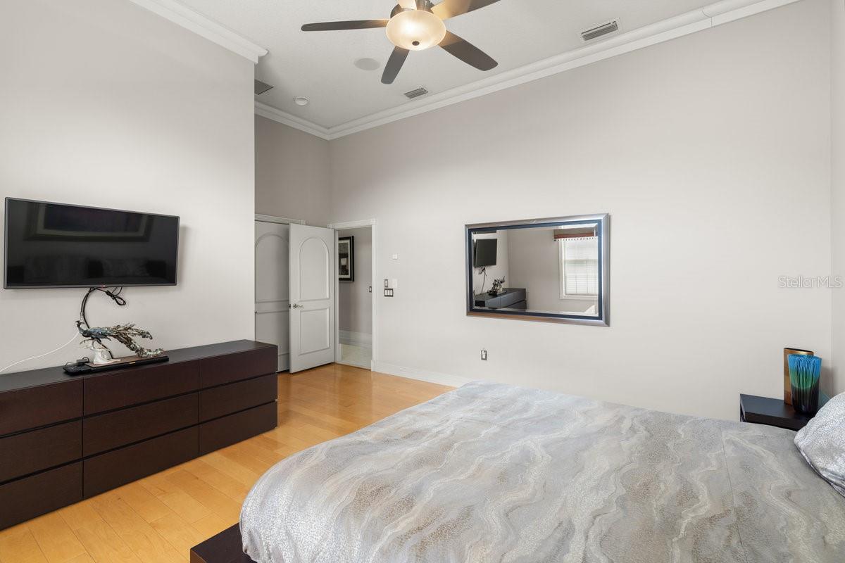 Image 80 of 100 For 846 Riverside Drive