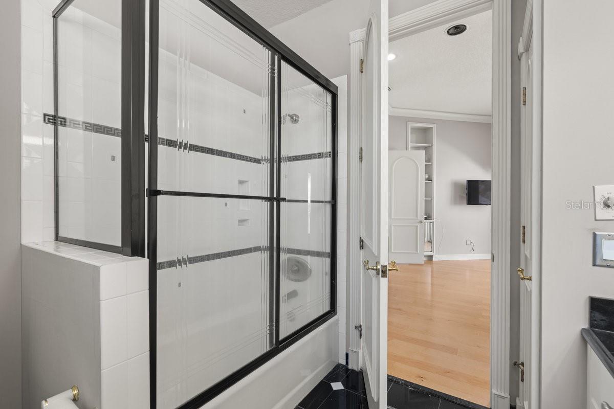 Image 95 of 100 For 846 Riverside Drive