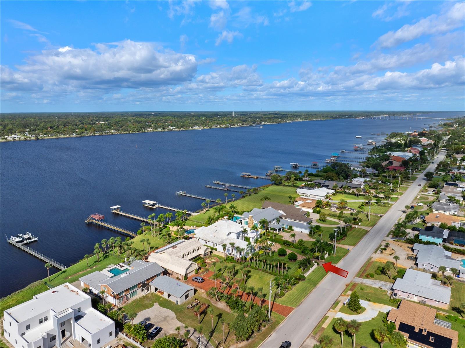 Image 99 of 100 For 846 Riverside Drive