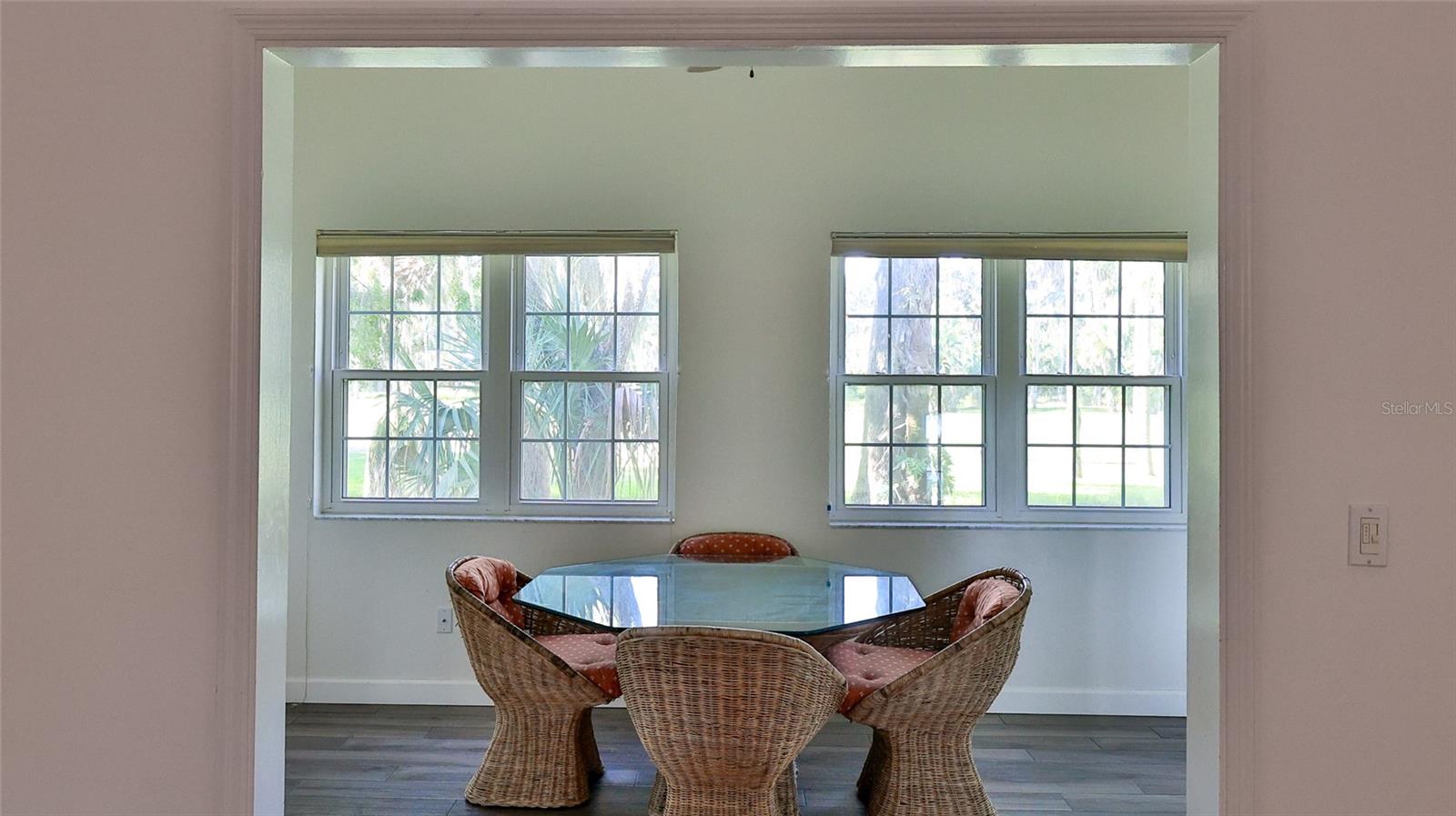 Image 11 of 41 For 108 Grand Oaks Circle 108