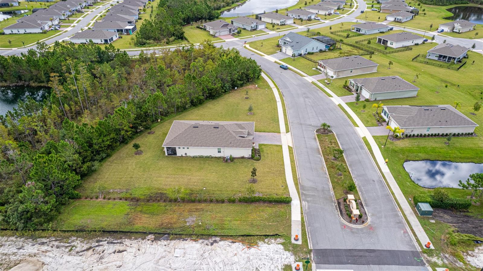 Image 27 of 34 For 5 Crane Field Road