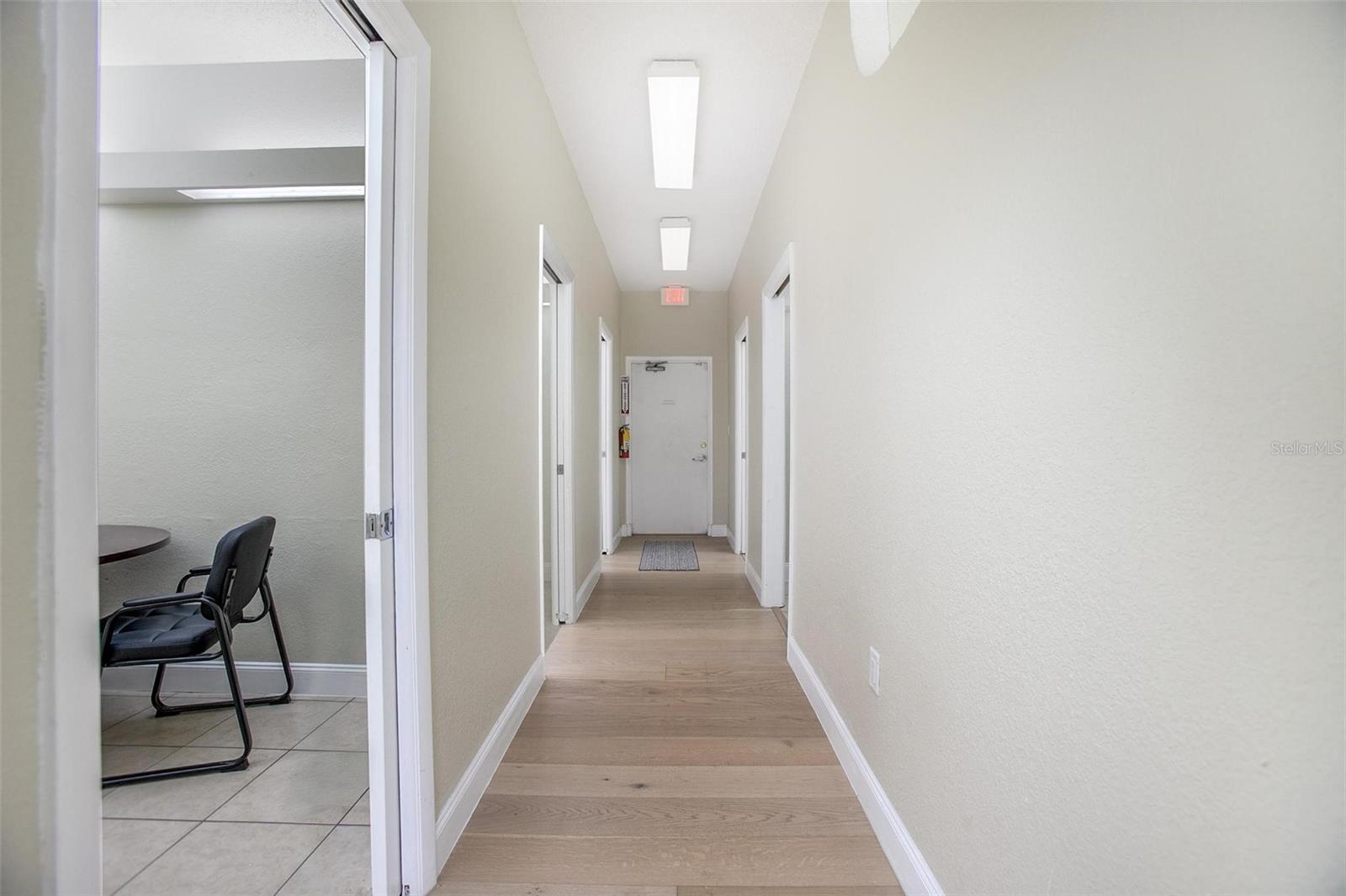 Image 17 of 23 For 1240 Normandy Boulevard