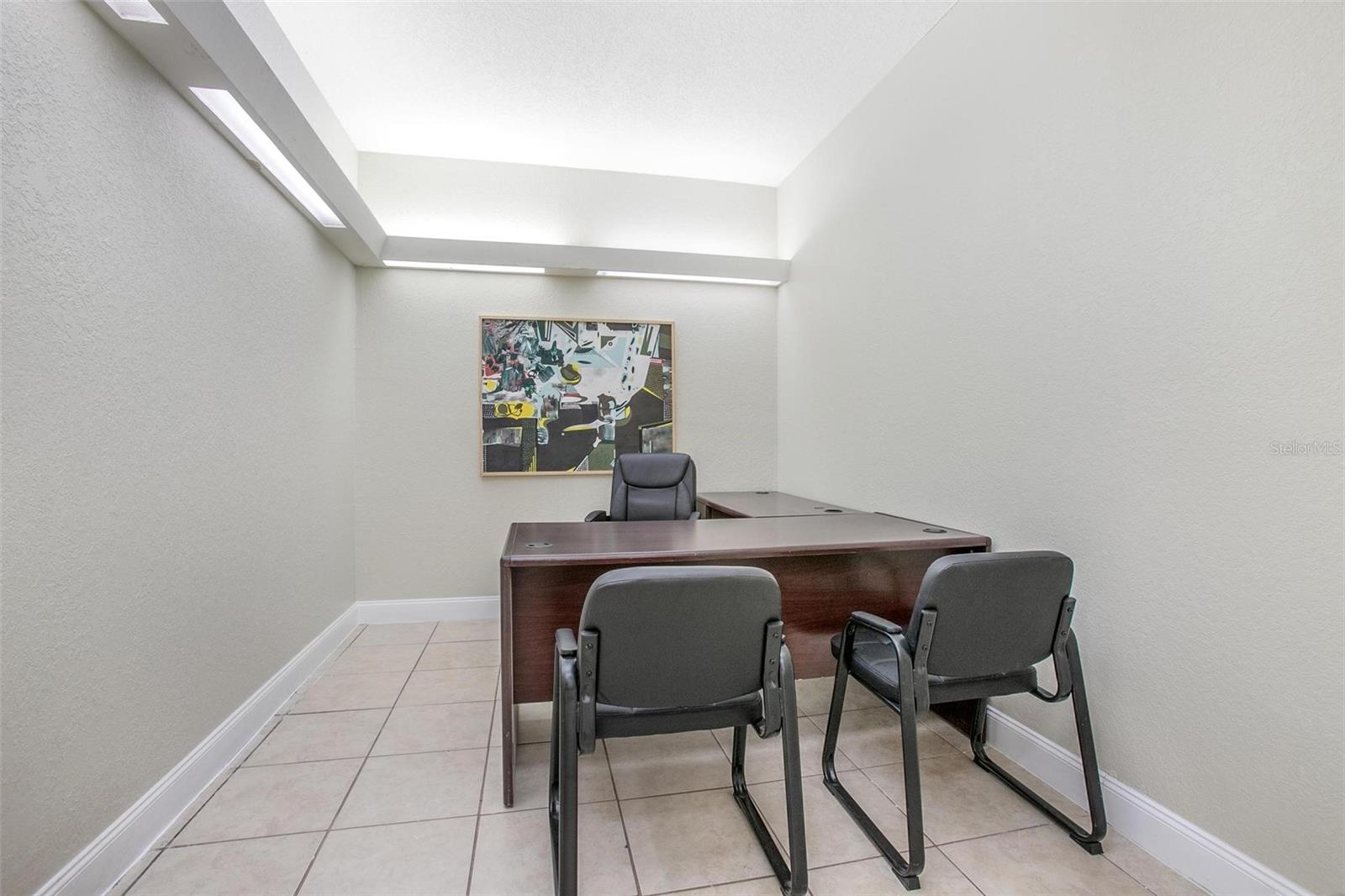 Image 20 of 23 For 1240 Normandy Boulevard