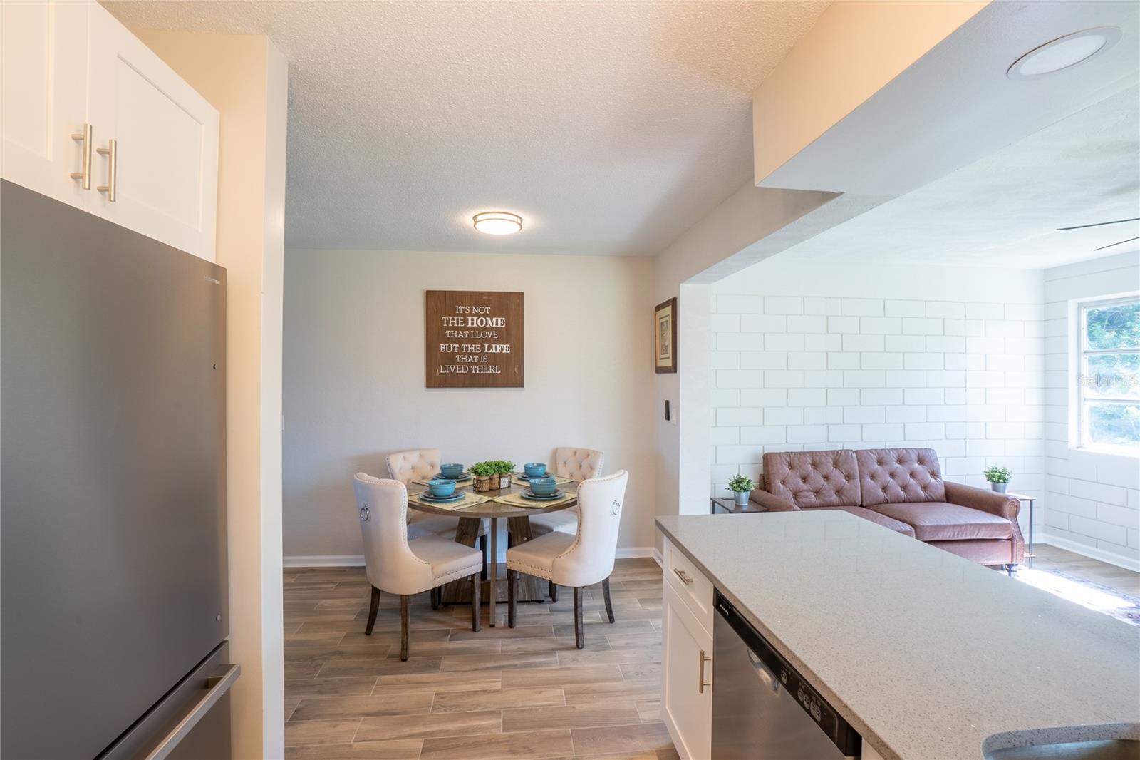 Image 12 of 45 For 24 Berkley Road