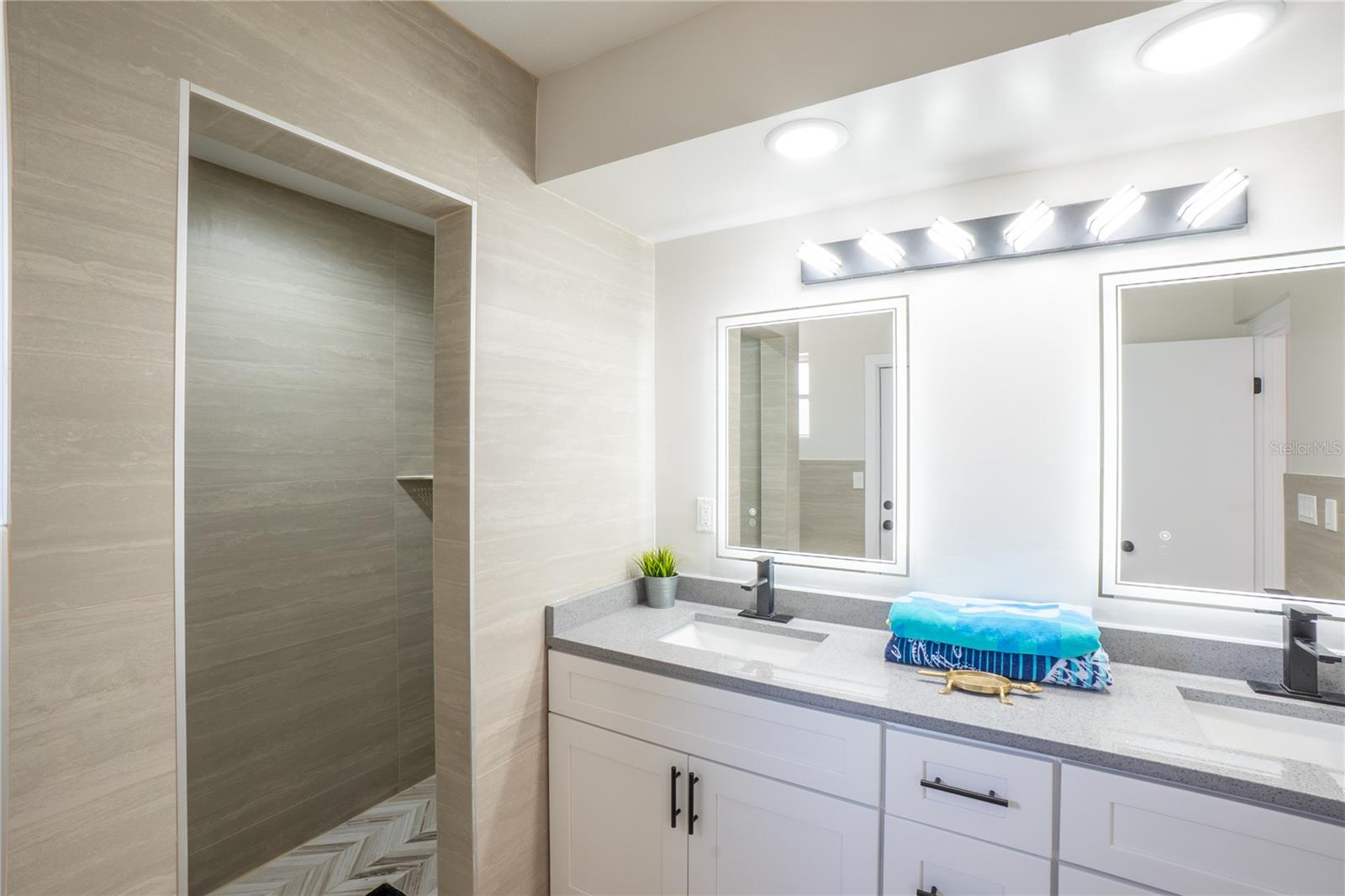 Image 17 of 45 For 24 Berkley Road