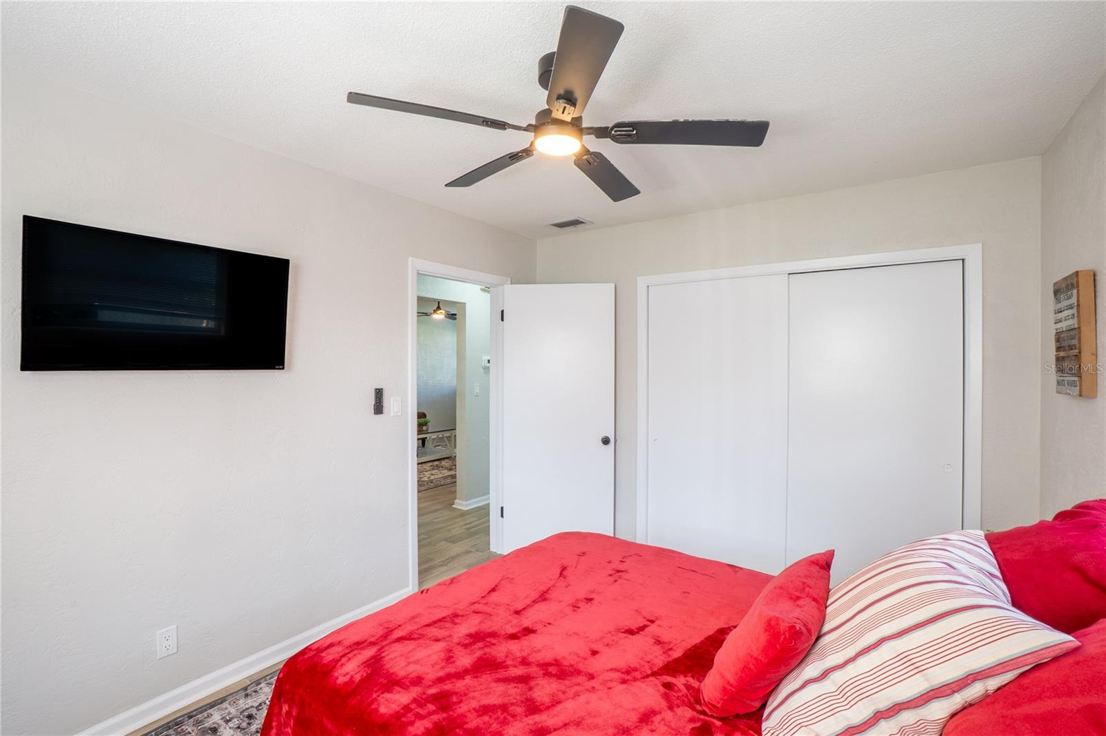 Image 20 of 45 For 24 Berkley Road