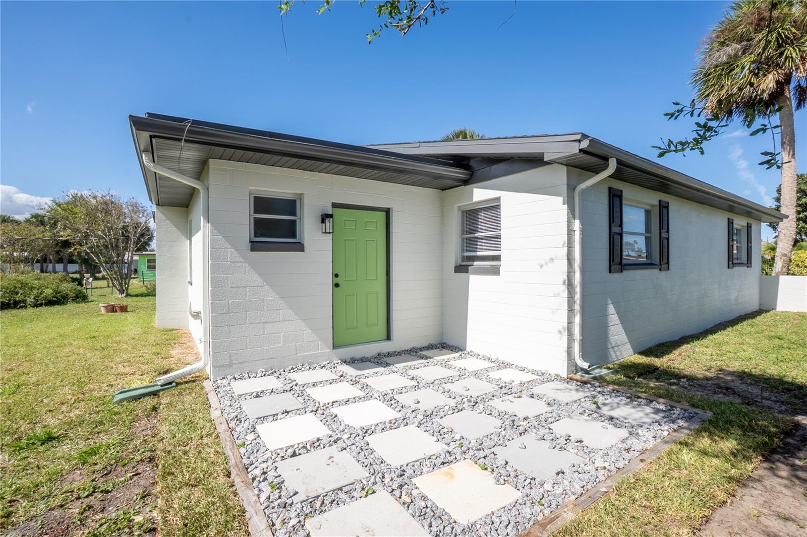 Image 35 of 45 For 24 Berkley Road