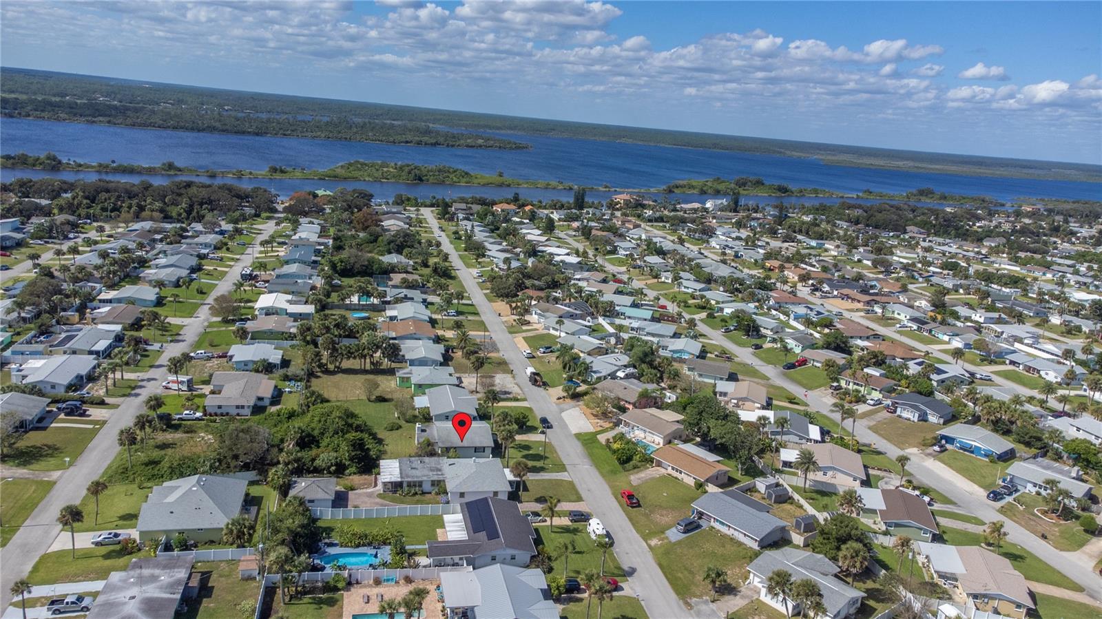 Image 38 of 45 For 24 Berkley Road