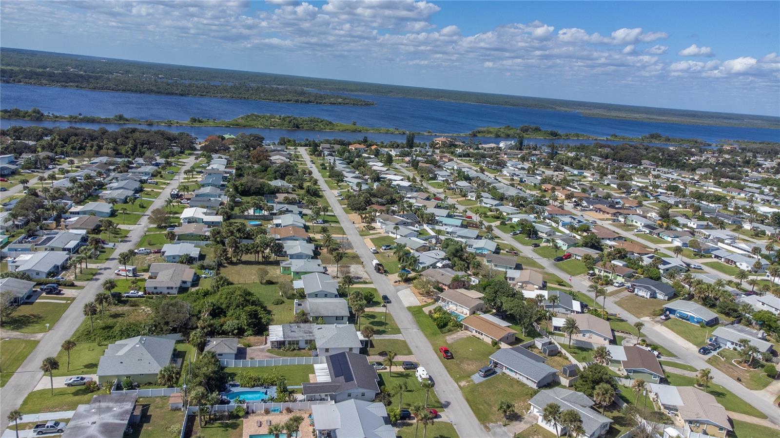 Image 39 of 45 For 24 Berkley Road