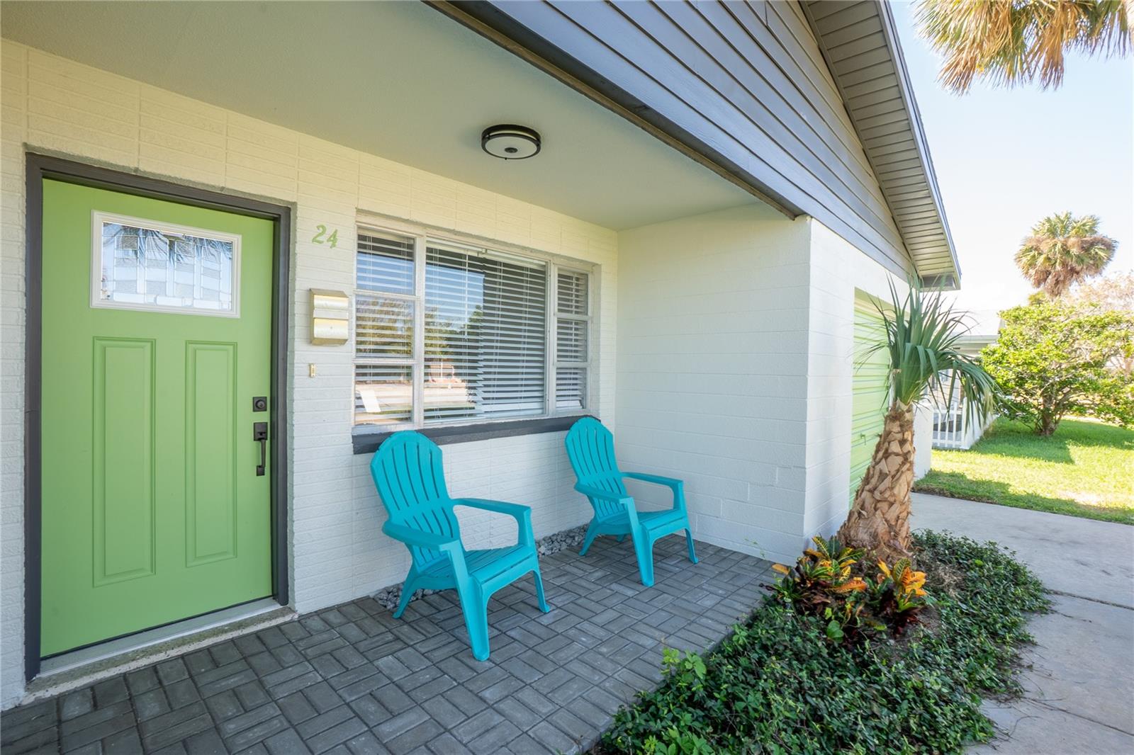 Image 4 of 45 For 24 Berkley Road