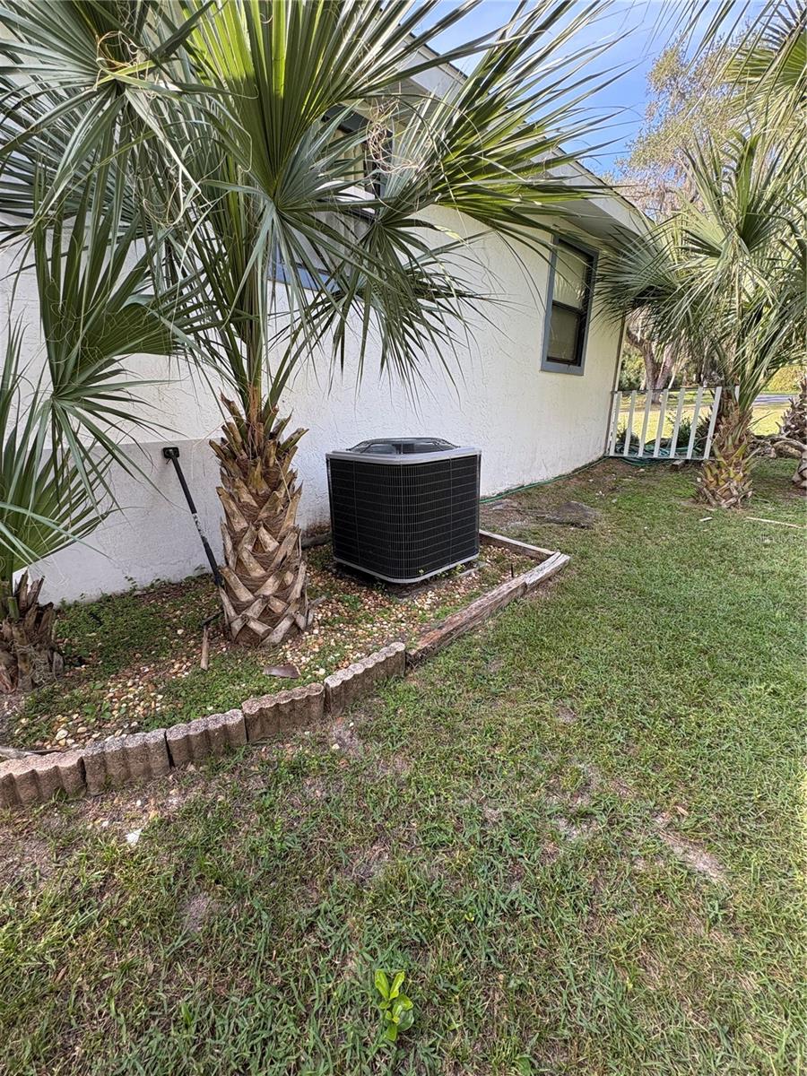 Image 21 of 38 For 270 Mcclendon Street