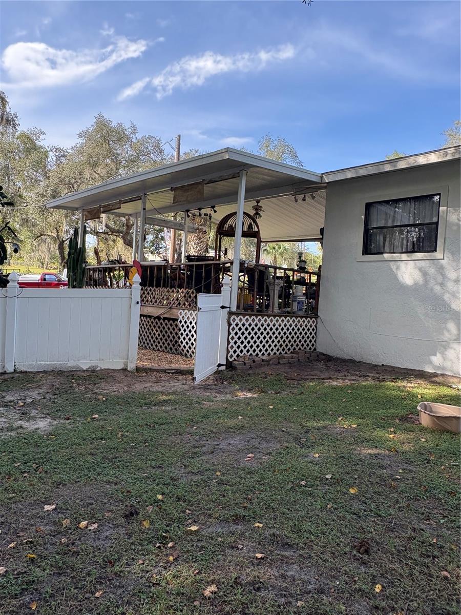 Image 24 of 38 For 270 Mcclendon Street