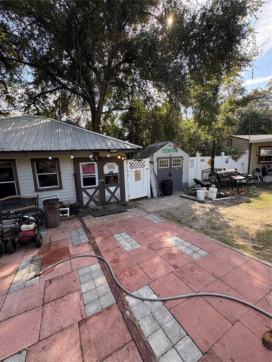 Image 29 of 38 For 270 Mcclendon Street