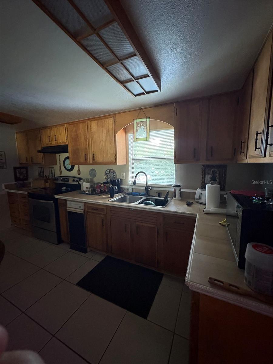 Image 7 of 38 For 270 Mcclendon Street