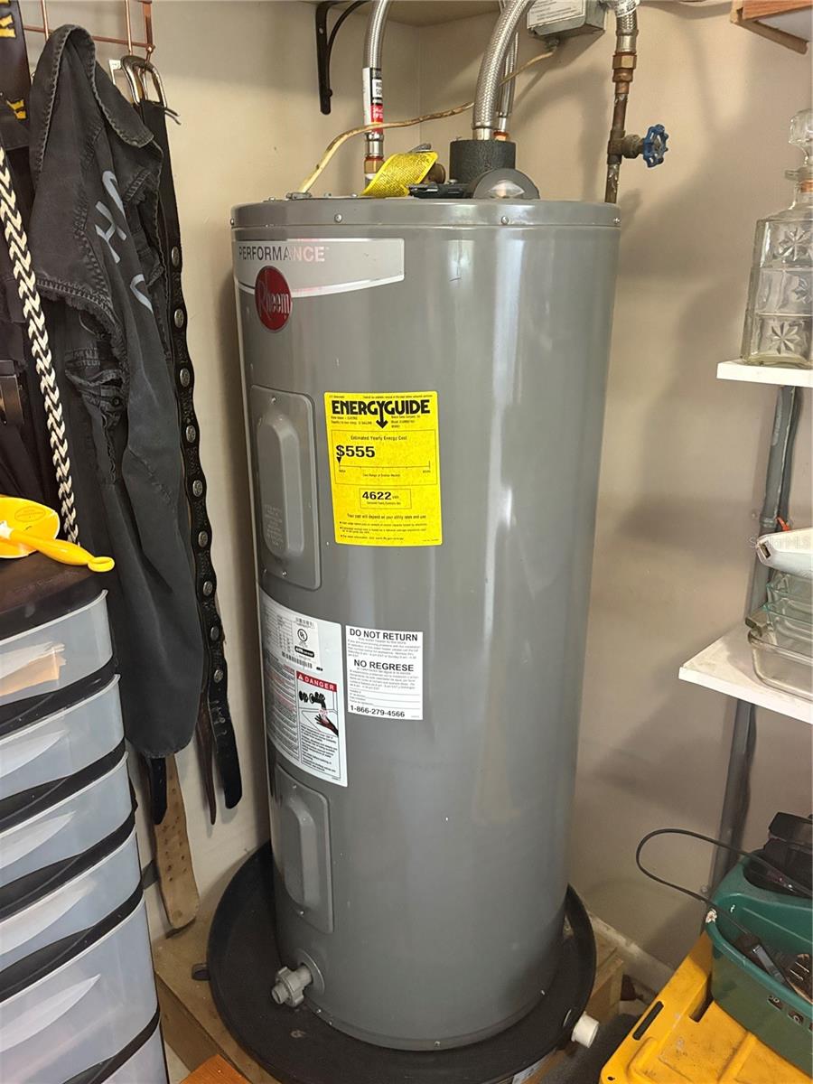 Image 9 of 38 For 270 Mcclendon Street