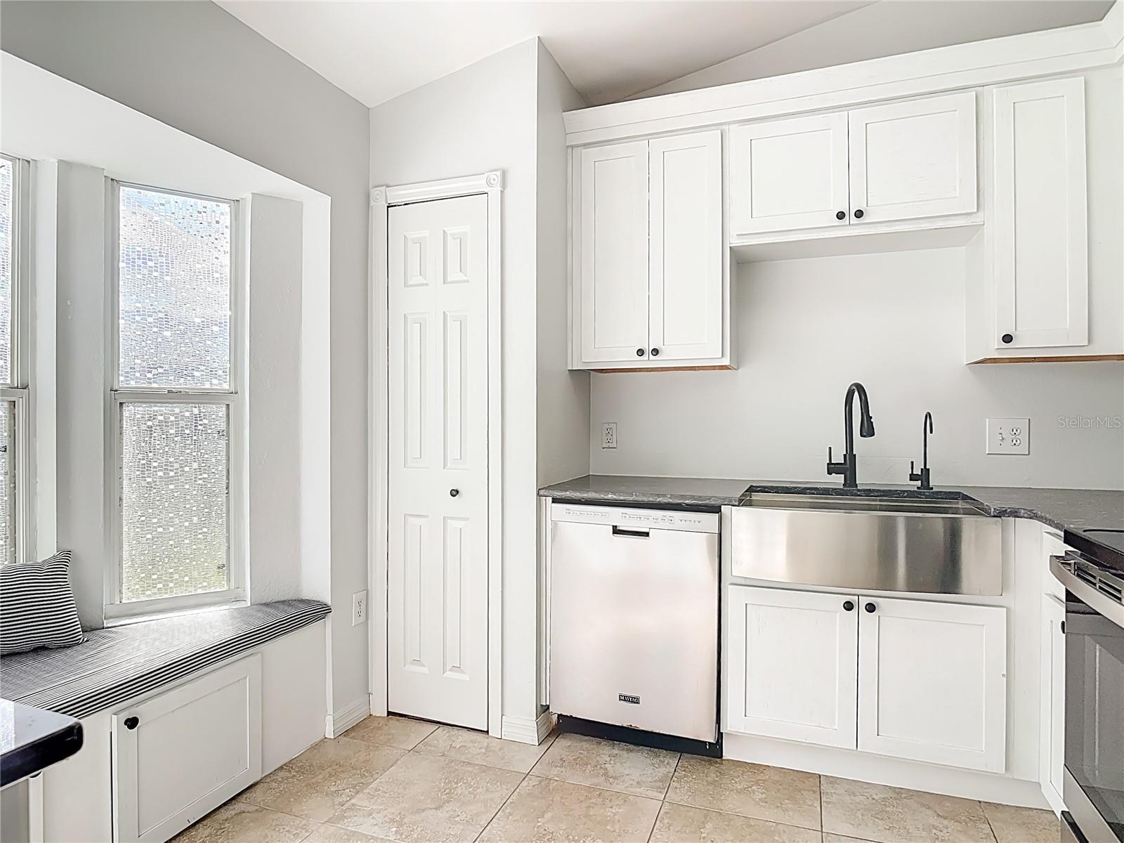 Image 10 of 29 For 1410 5th Street