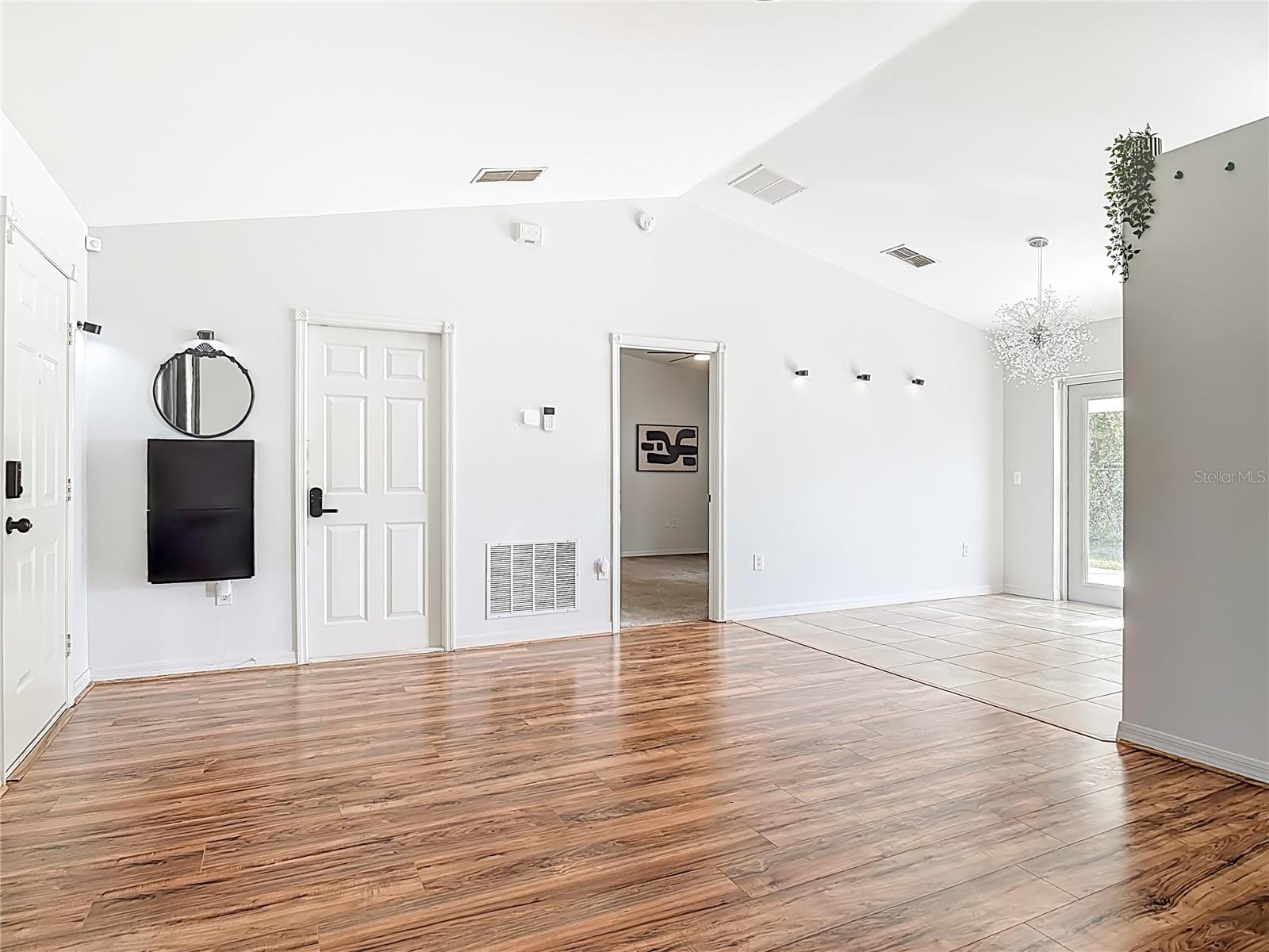 Image 4 of 29 For 1410 5th Street