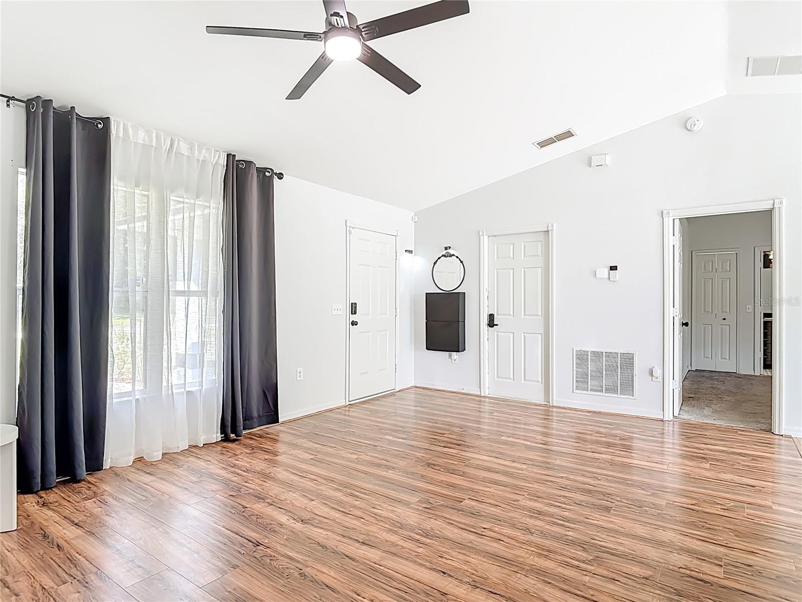 Image 5 of 29 For 1410 5th Street