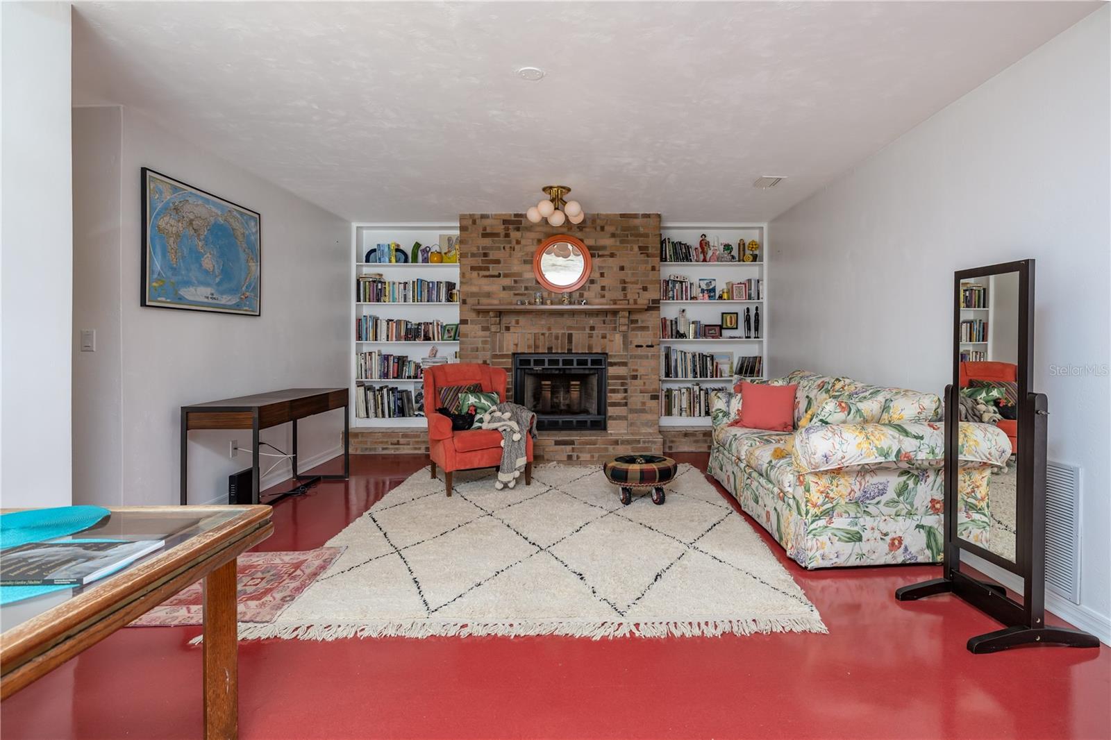 Image 17 of 28 For 4790 Michael Lane