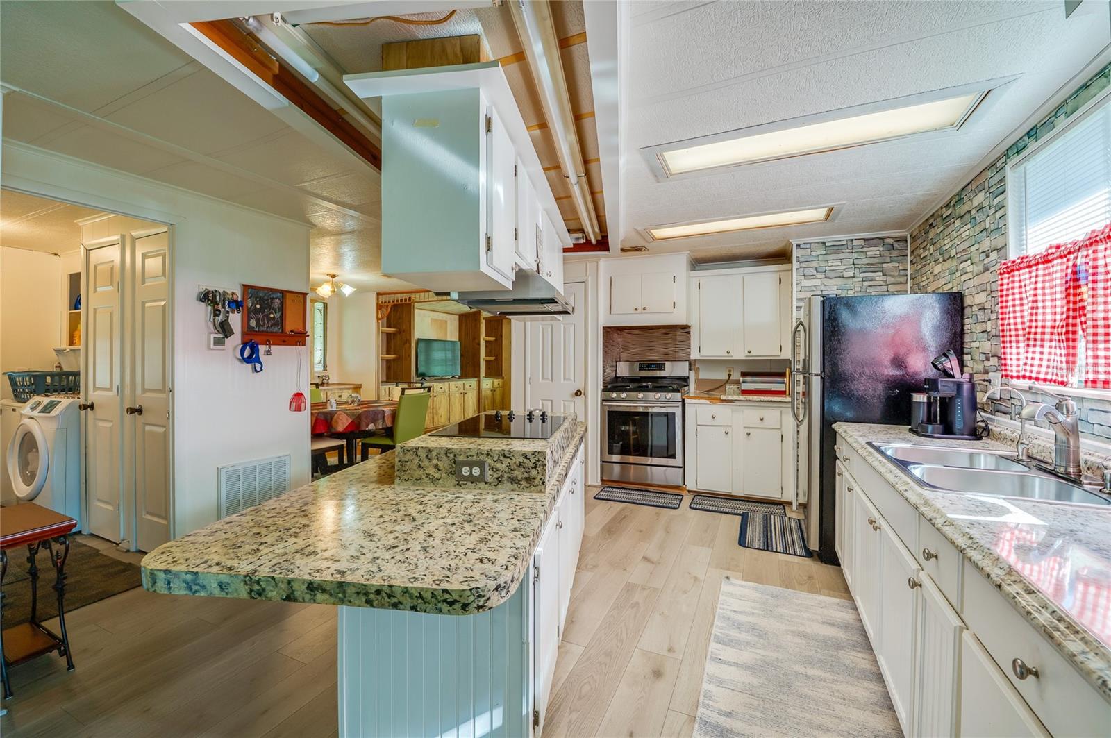 Image 13 of 36 For 3544 Cedar Lane