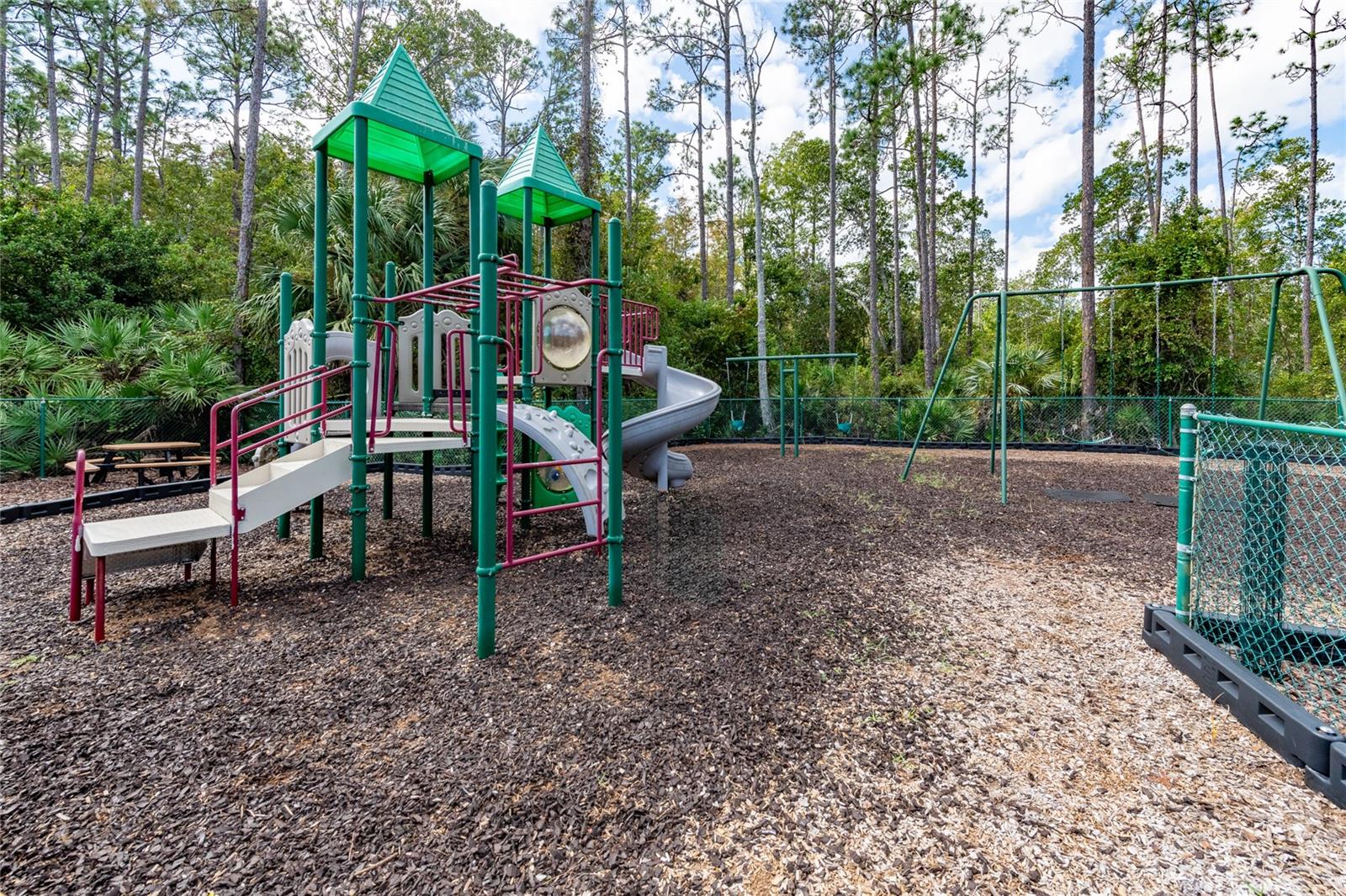 Image 12 of 40 For 42 Huntington Place