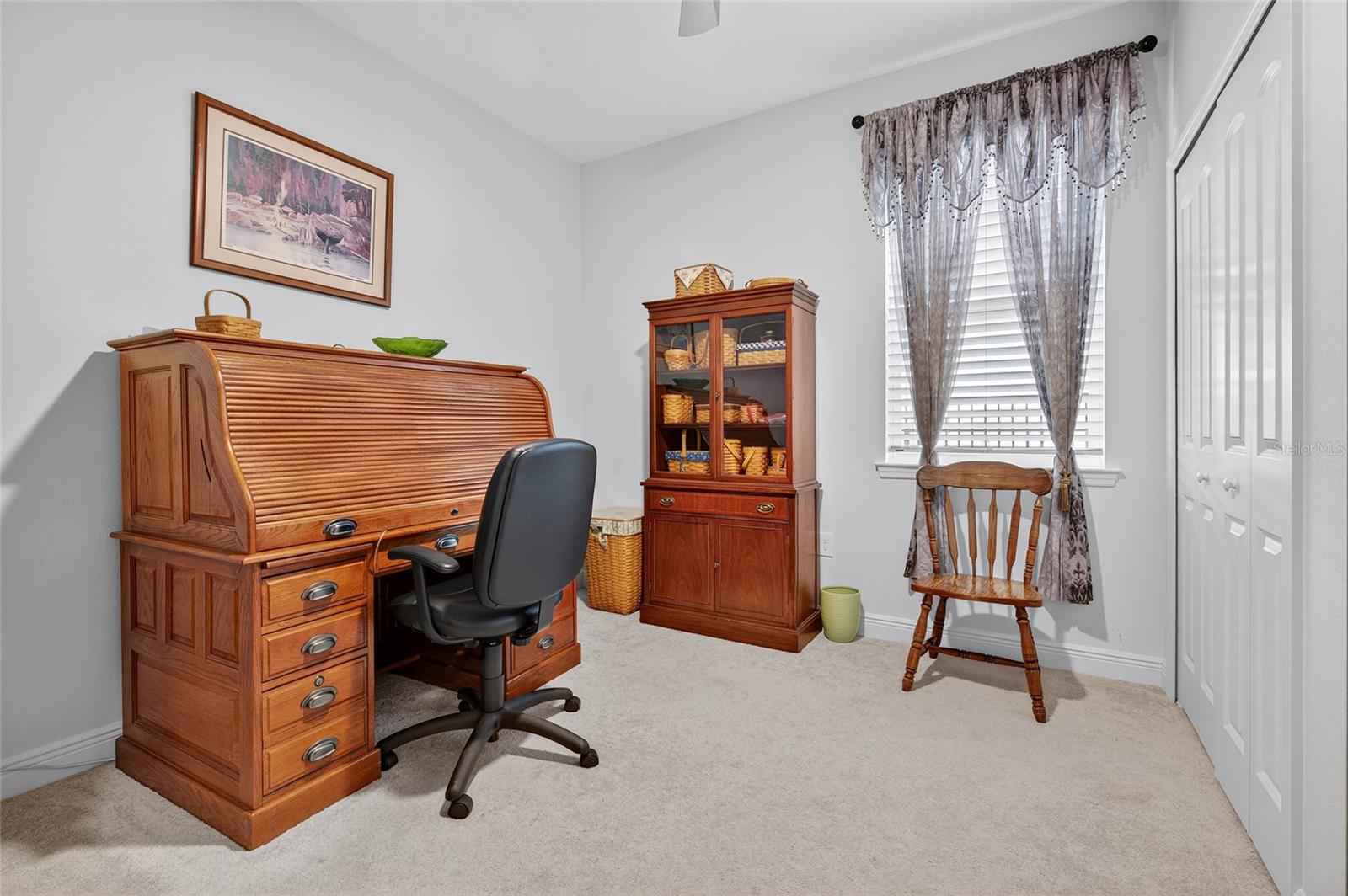 Image 34 of 40 For 42 Huntington Place