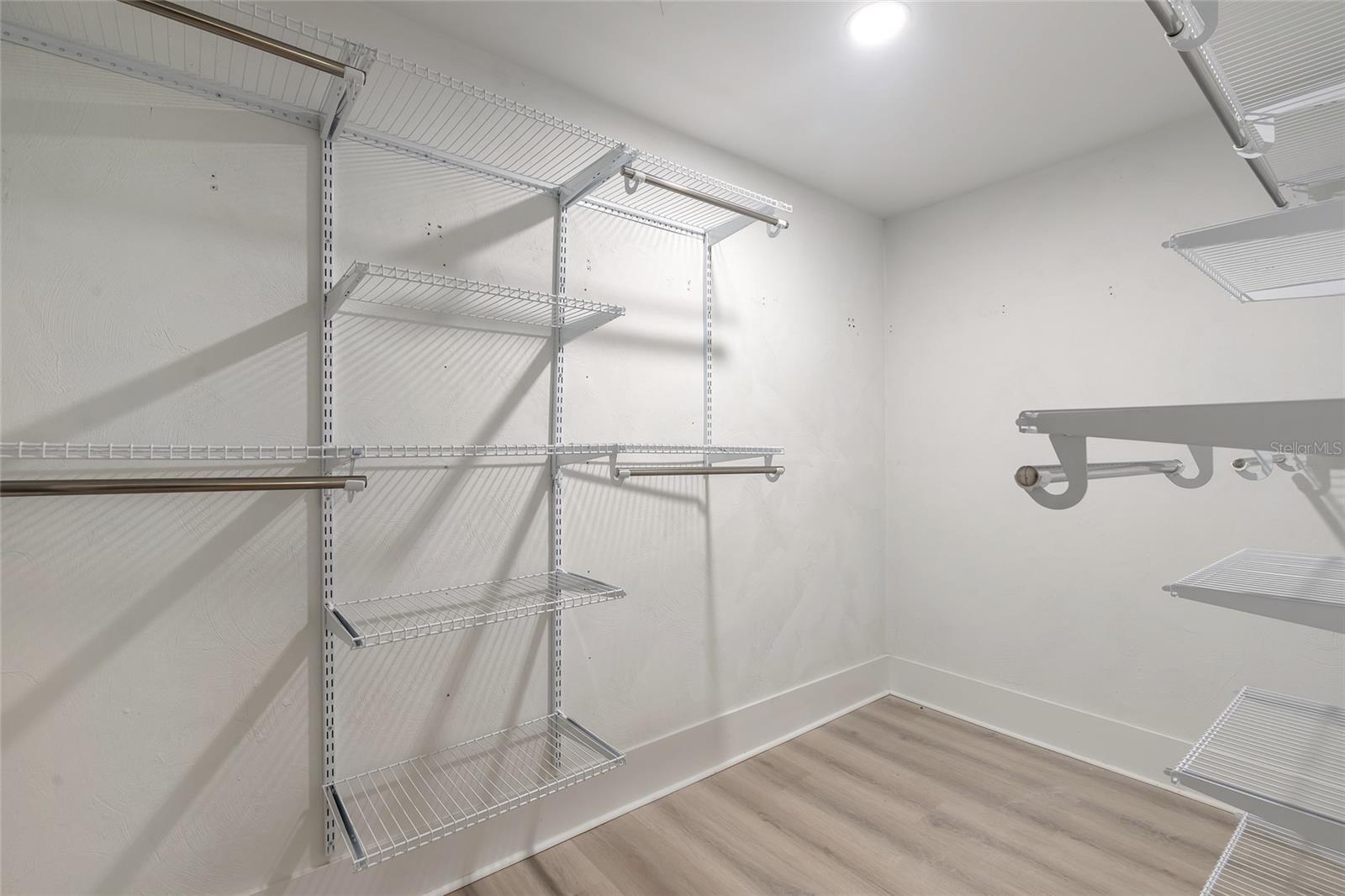 Image 18 of 29 For 1147 Holly Avenue