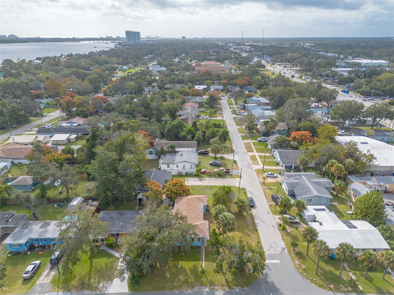 Image 29 of 29 For 1147 Holly Avenue