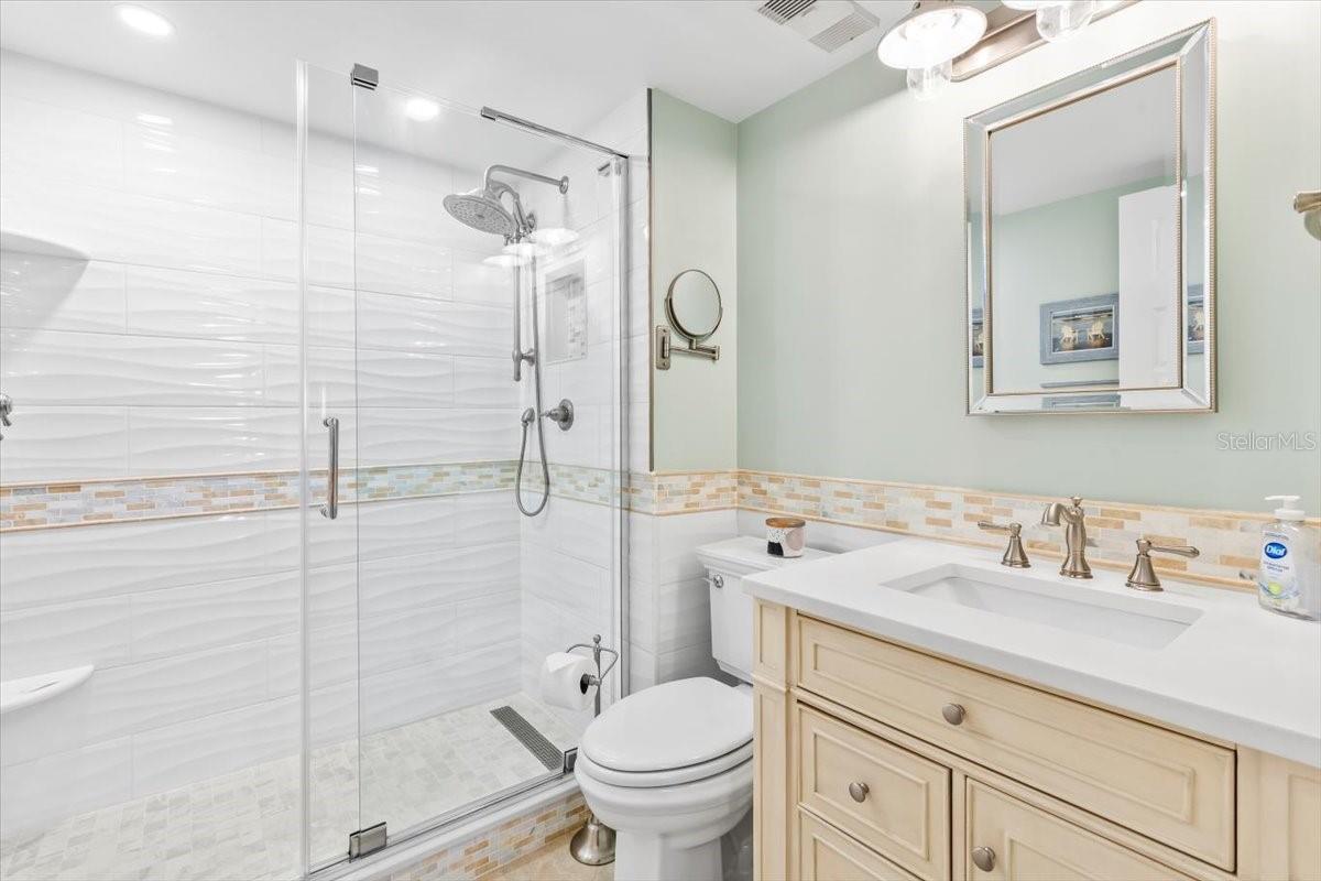 Image 16 of 31 For 503 Causeway  3010