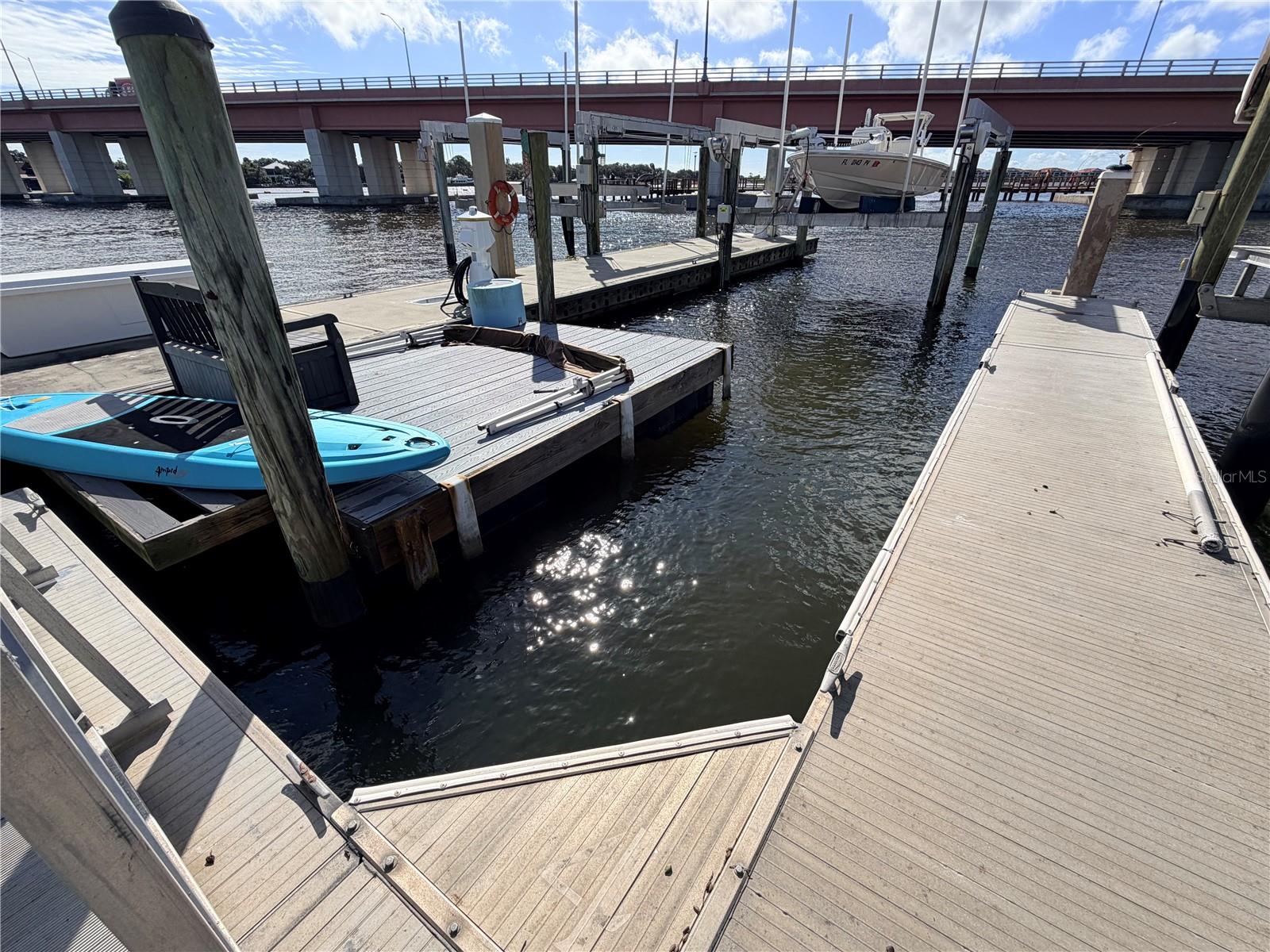 Image 20 of 31 For 503 Causeway  3010