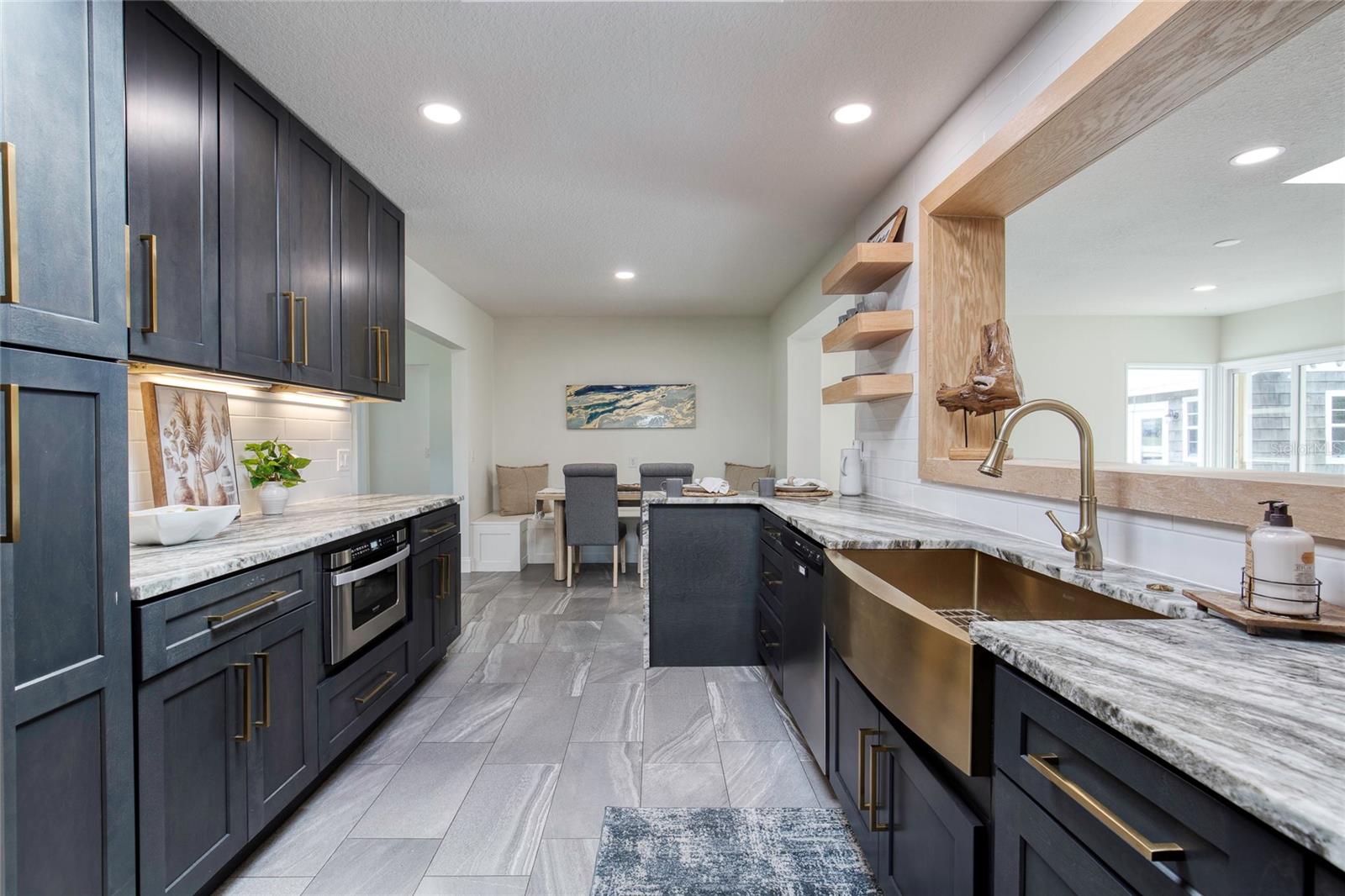 Image 12 of 53 For 14 Sunset Terrace