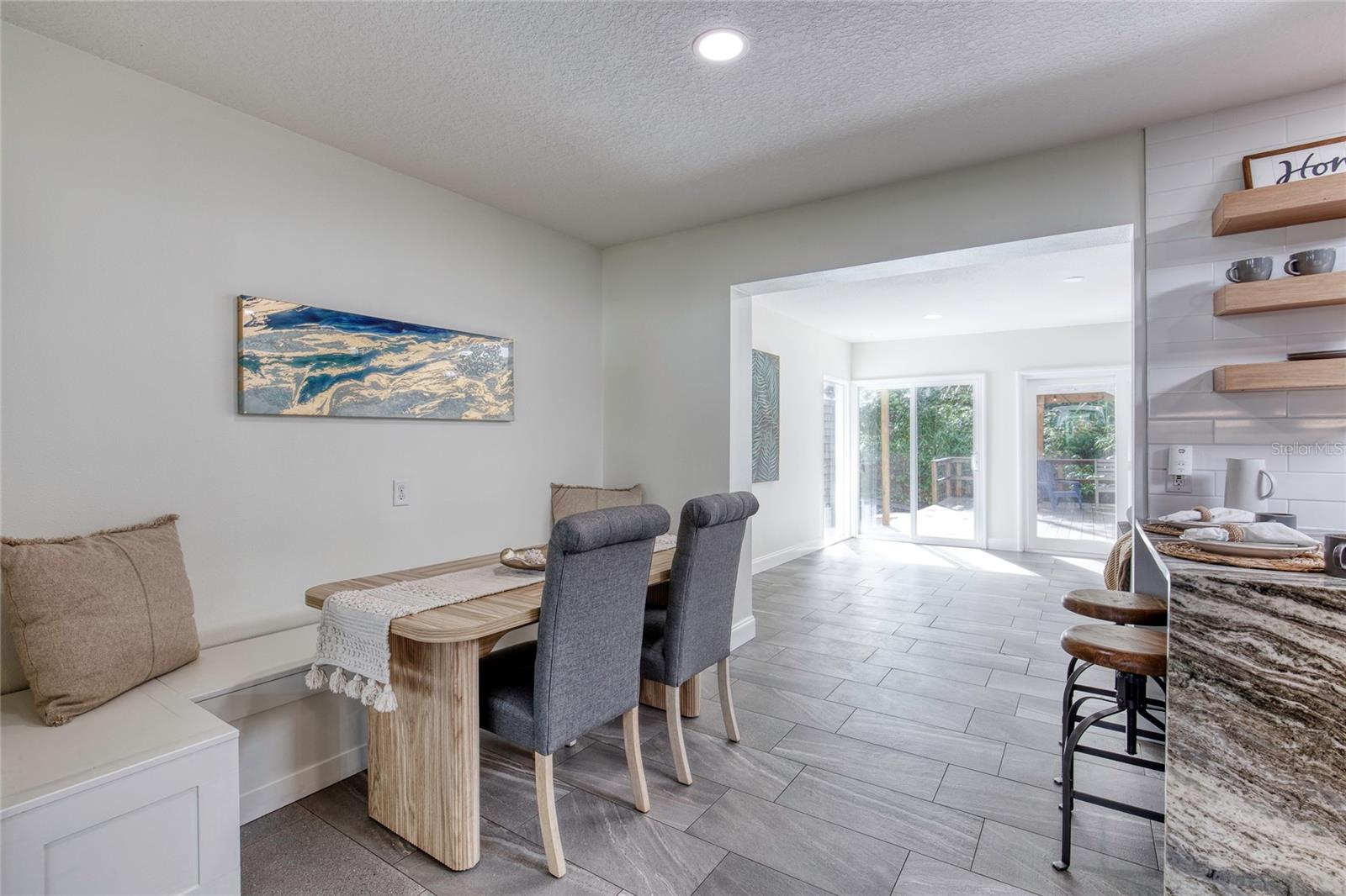 Image 13 of 53 For 14 Sunset Terrace