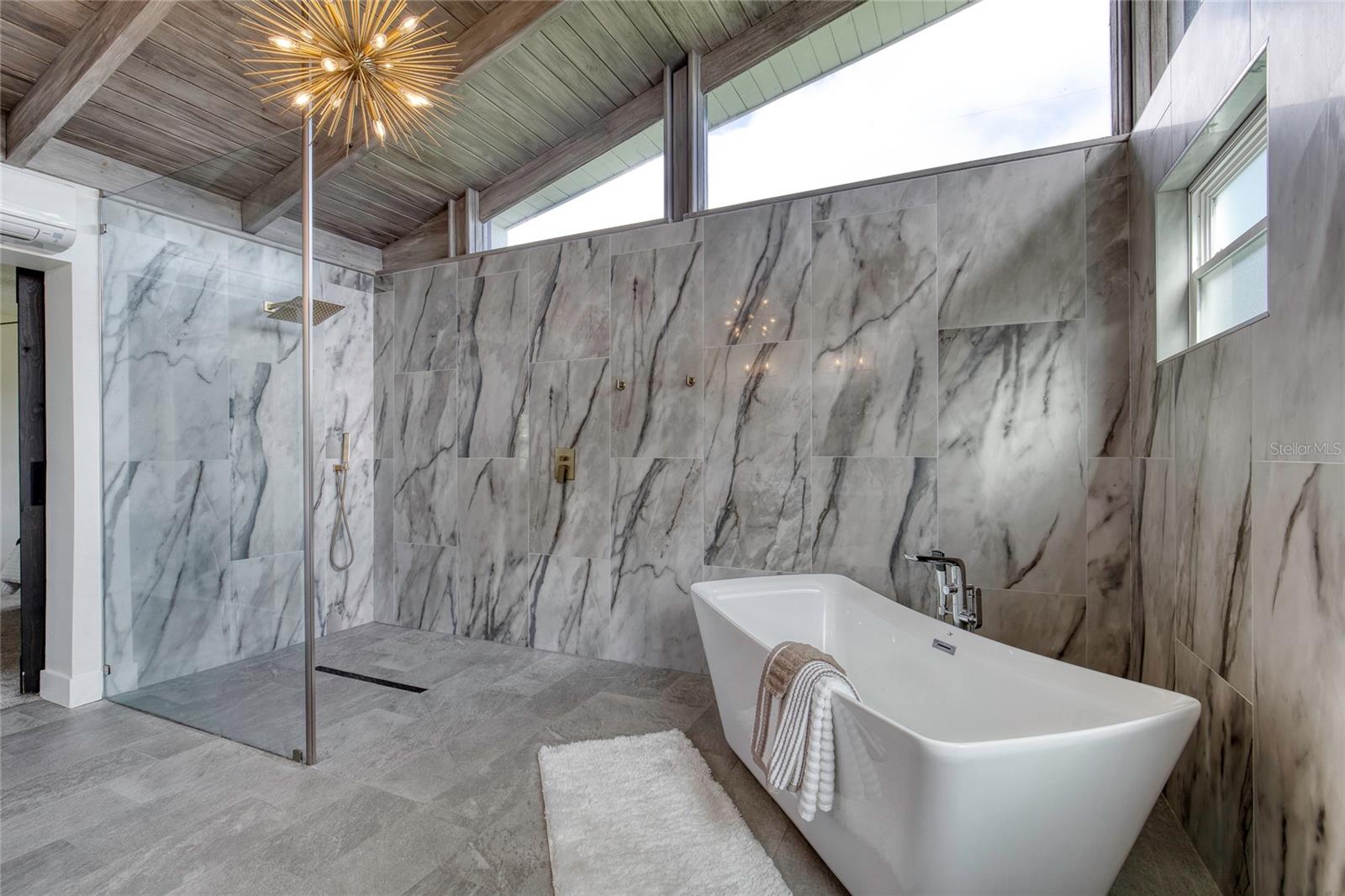 Image 23 of 53 For 14 Sunset Terrace