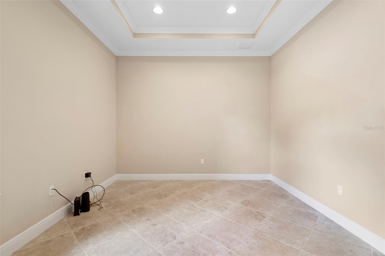 Image 22 of 51 For 108 Bedford Court